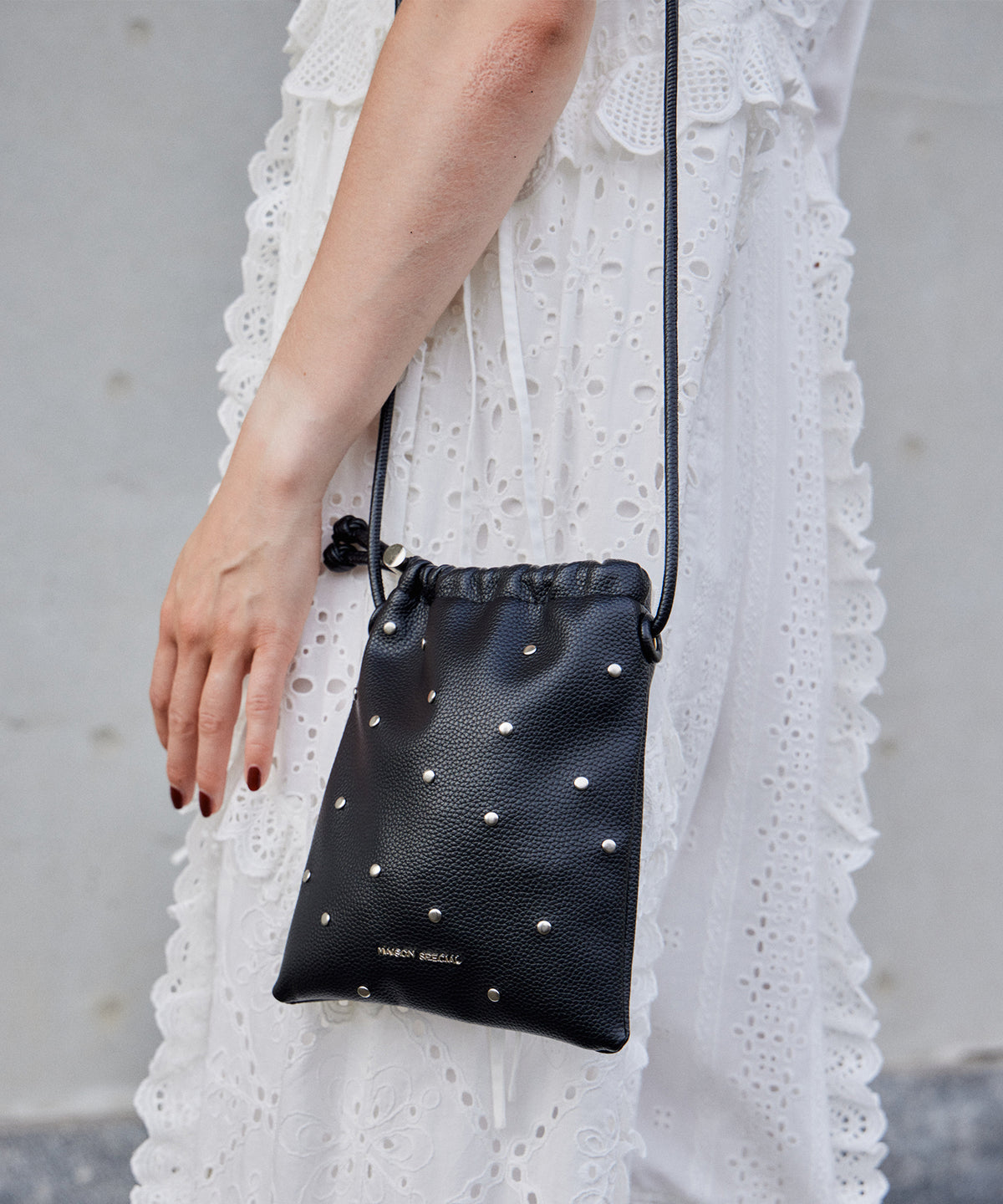 Studs Drawstring Mobile Tote Bag