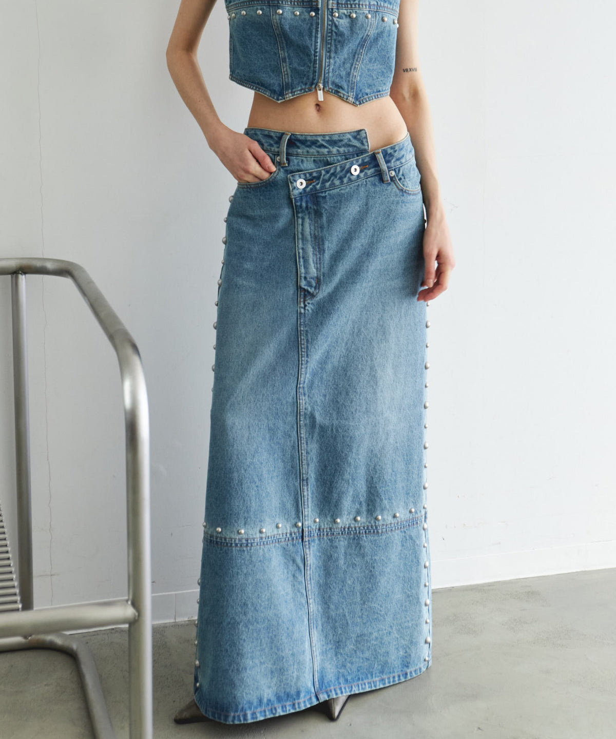 Studs Denim Skirt