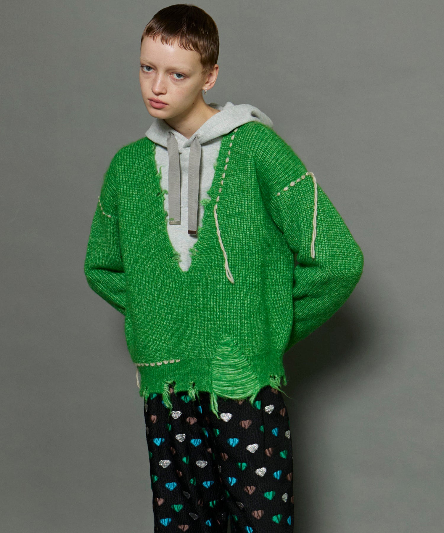 [24Autumn Pre-Order] Hand Stitch Deep V-Neck Knitwear