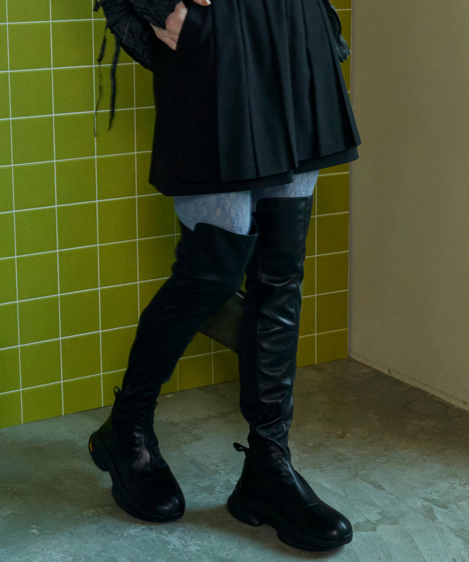 Thigh High White Tall Boots Zara ZARA Stretch Thigh High Heel