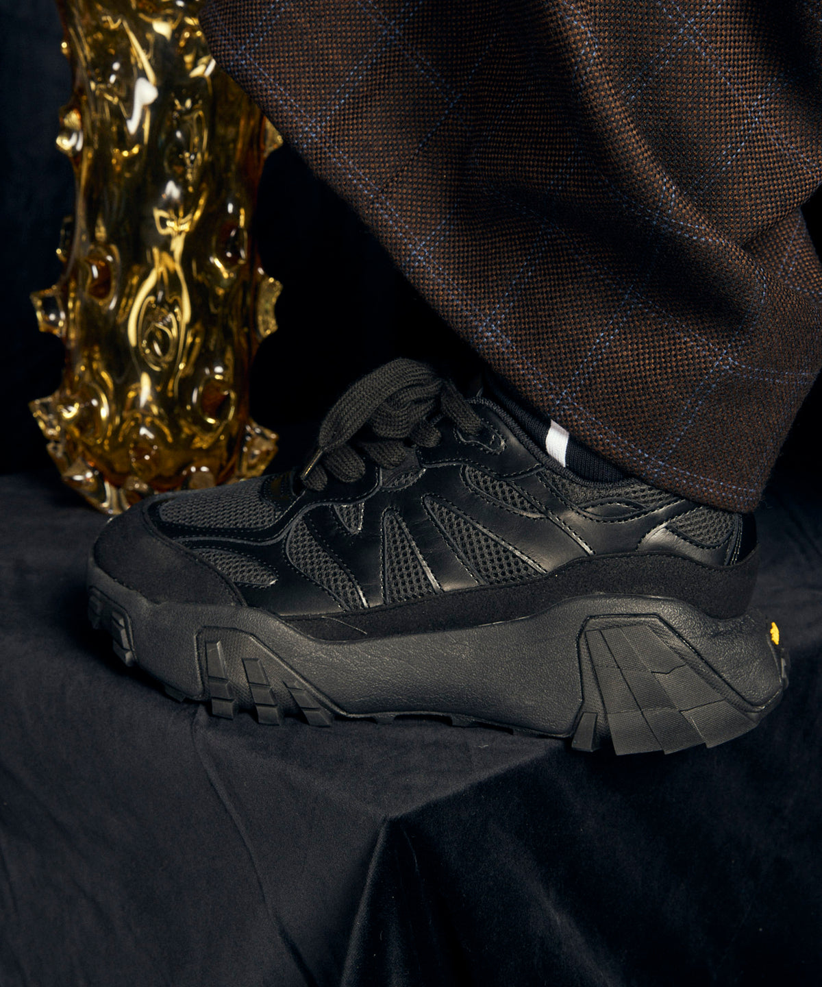 【SPECIAL SHOES FACTORY COLLABORATION】Vibram Sole Lace-Up Sneaker Made In TOKYO