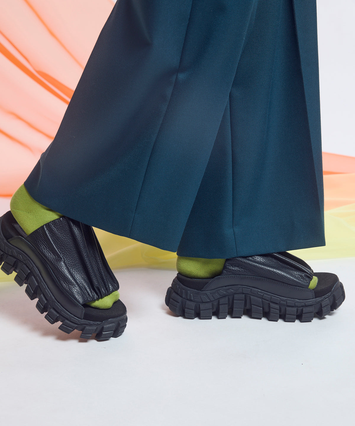 【SALE】【SPECIAL SHOES FACTORY COLLABORATION】Rattling Sole Gathering Sandal