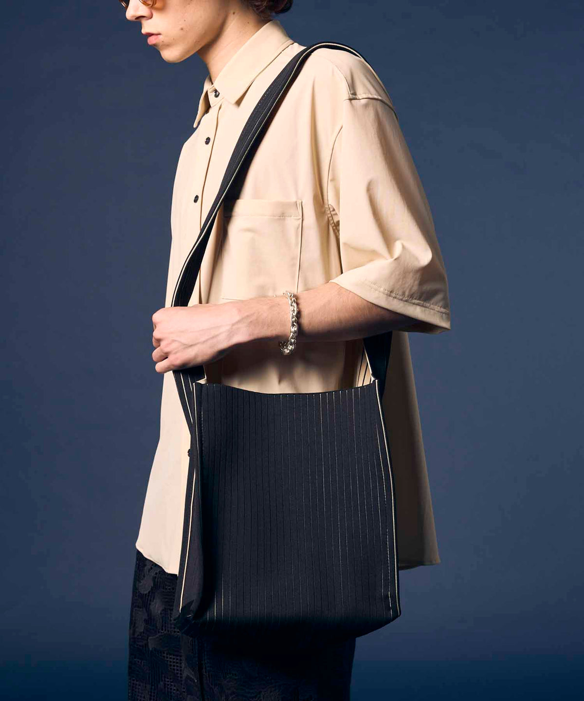 Knit Shoulder Tote Bag