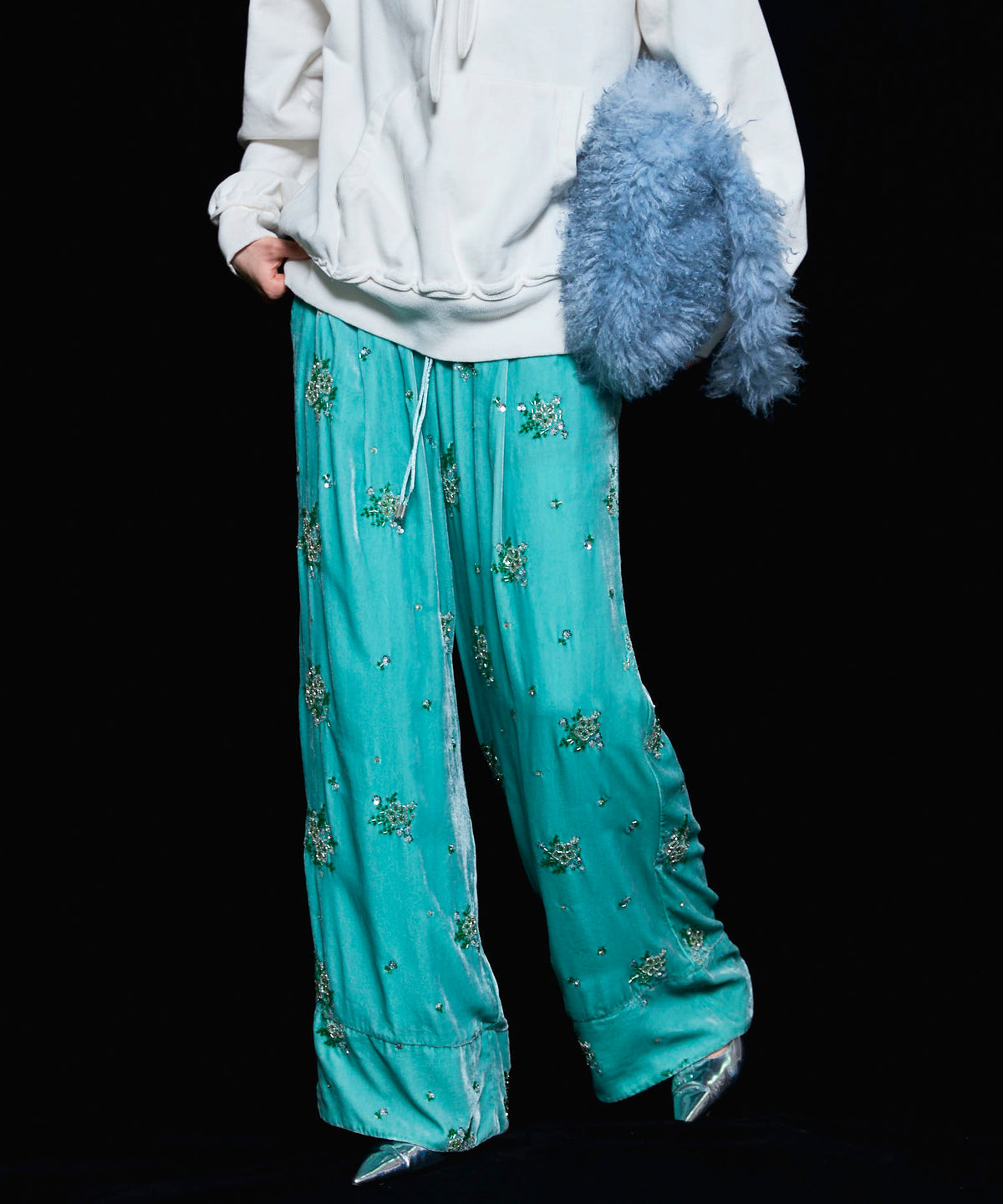 Beads Flower Embroidery Velor Pants