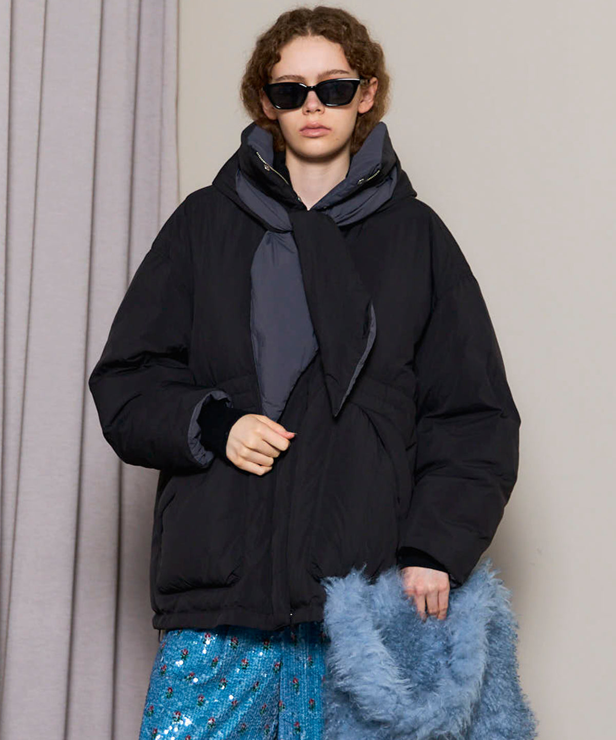 【25AUTUMN PRE-ORDER】Hoodie Scarf Middle Down Coat