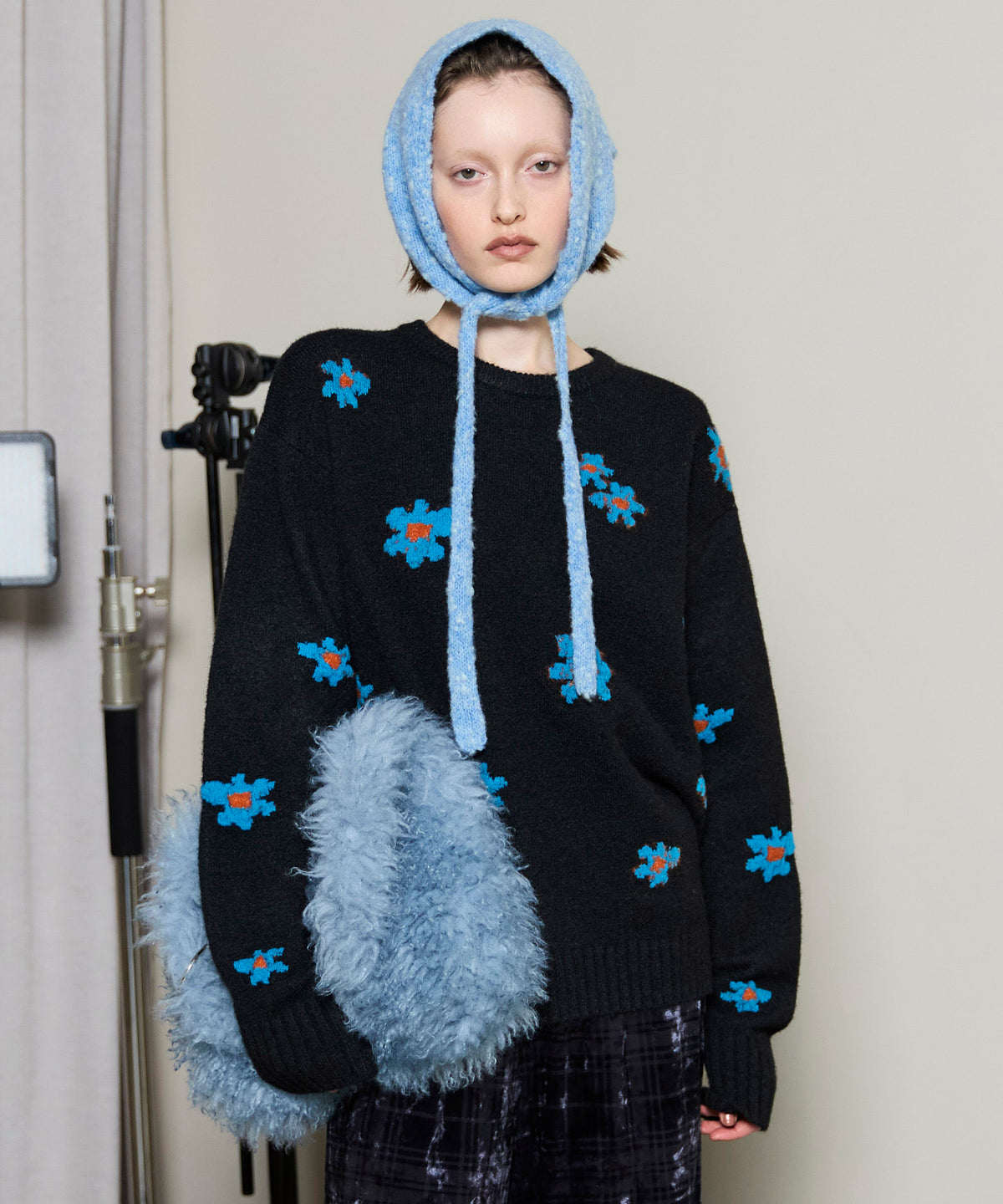 Many Flower Knit Pullover