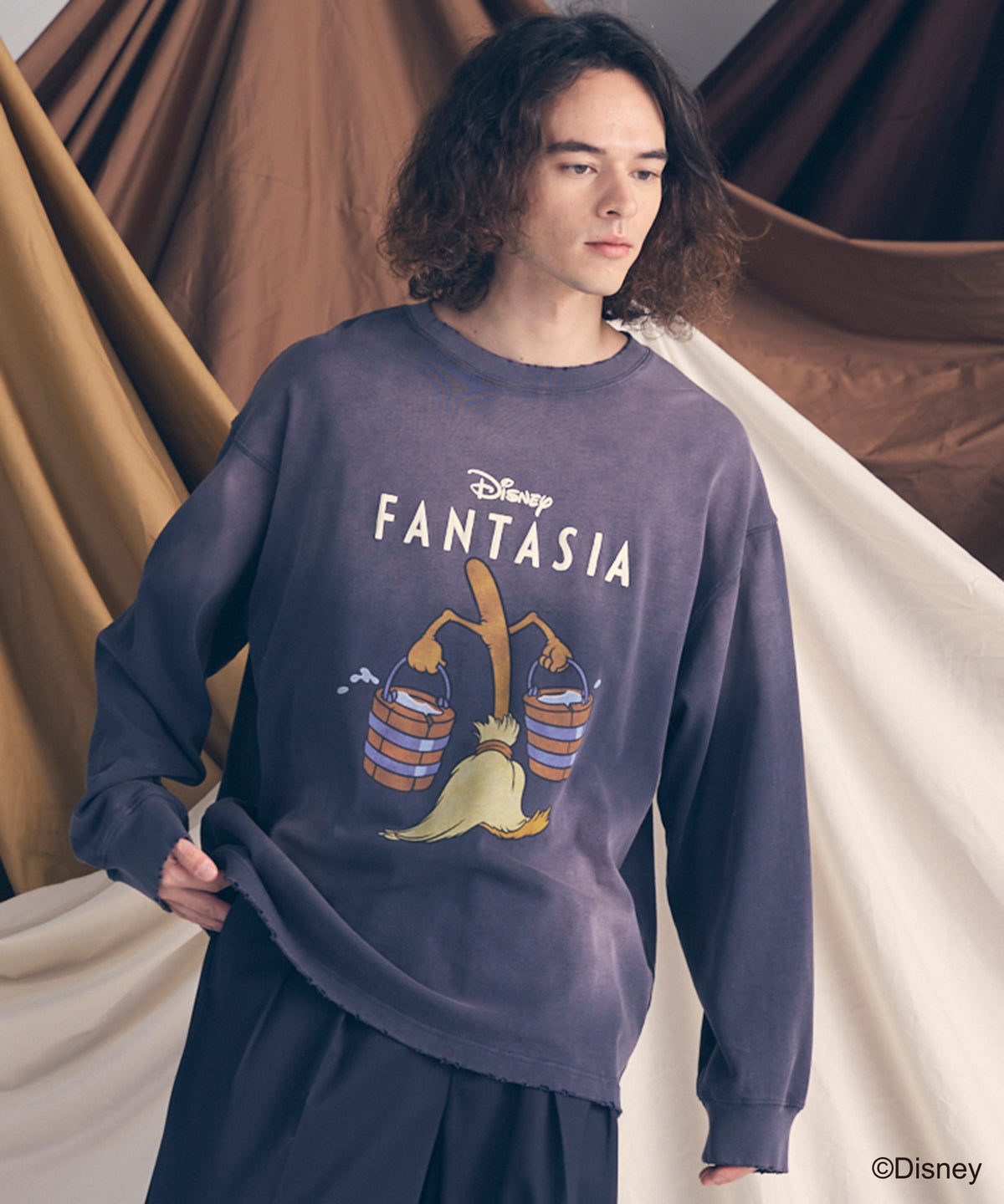 【MOVIE SERIES】「FANTASIA」- BROOM - Prime-Over Crew Neck Long Sleeve T-Shirt