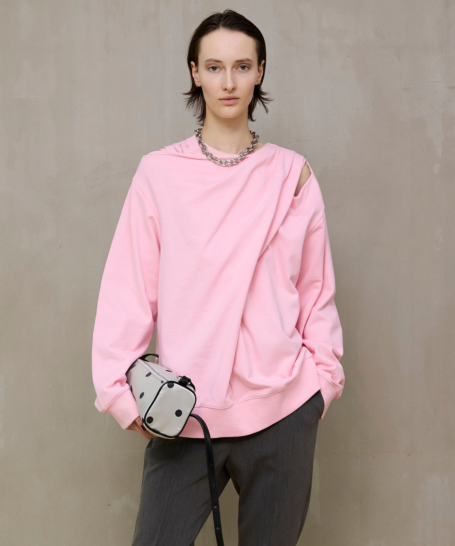 26SPRING PRE-ORDER】Twist Cut-Off Sweat Top