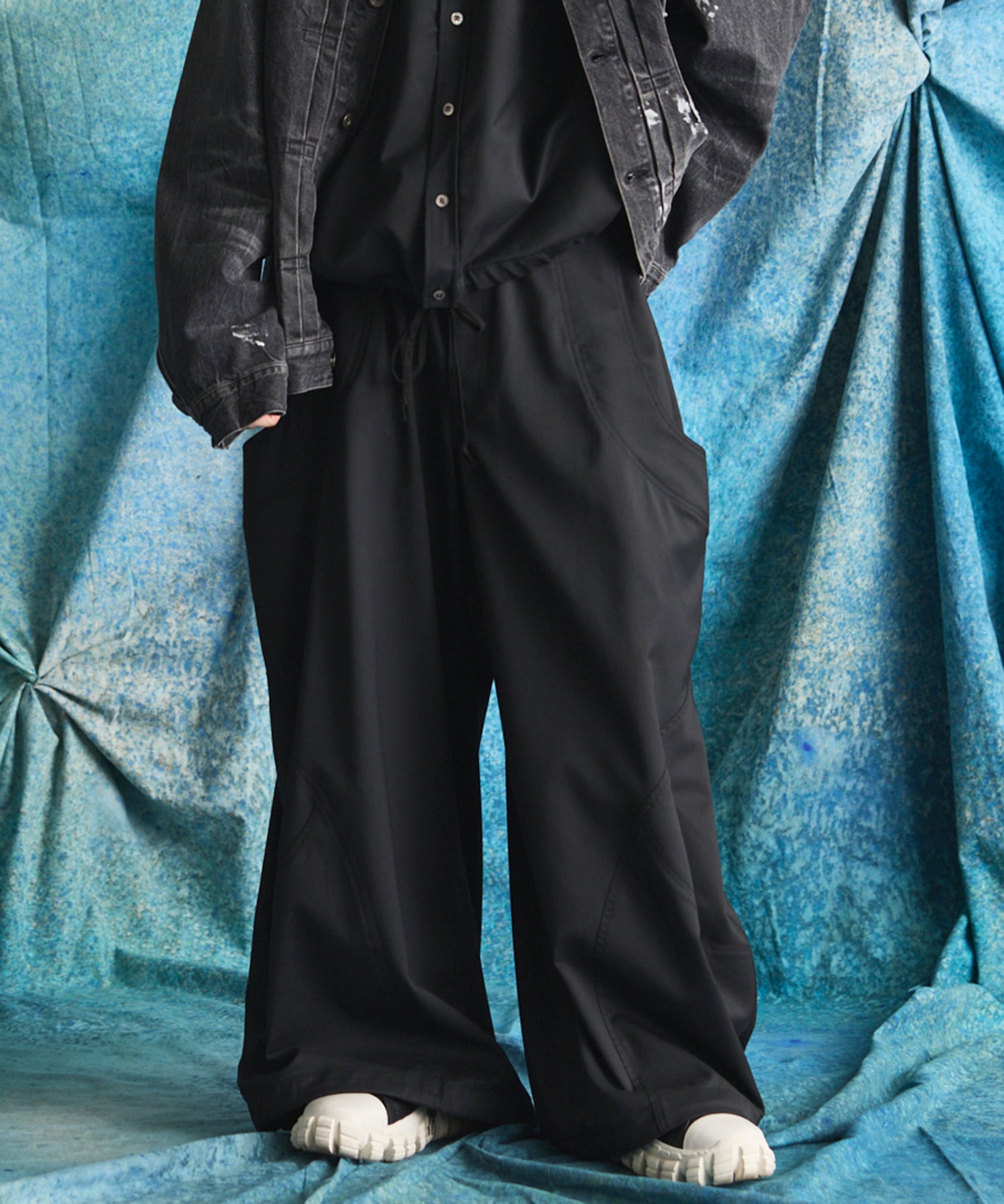 26SS PRE-ORDER】NISHIKAWA KEORI Prime-Wide Wool Curve Pants