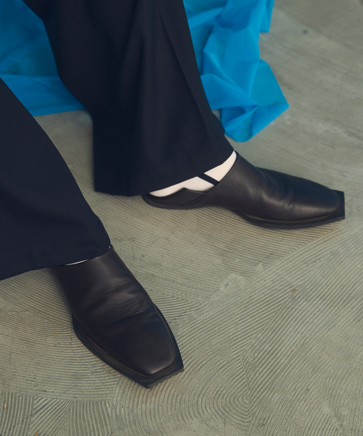 【SPECIAL SHOES FACTORY COLLABORATION】Plain Toe With Open Lacing Flat Slip-ons