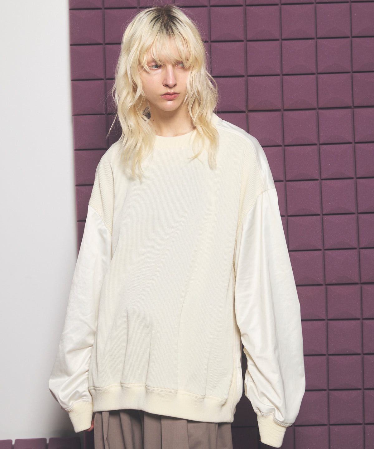 Leather-like Satin Docking Prime-Over Crew Neck Knit Pullover