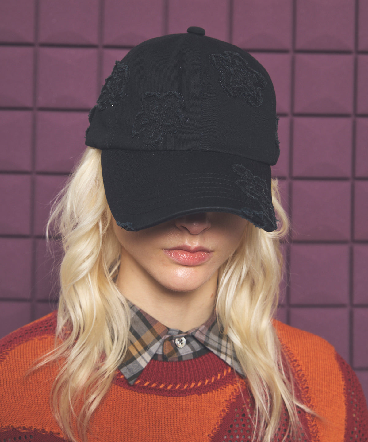 【PRE-ORDER】Motif Damaged Flower Pattern 6P Cap
