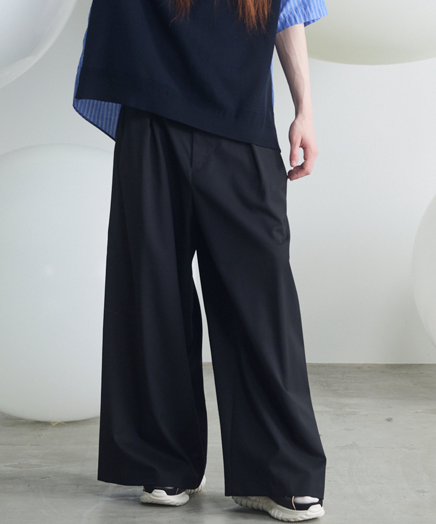 NISHIKAWA KEORI Wool Mix Gabardine Prime Wide Pants