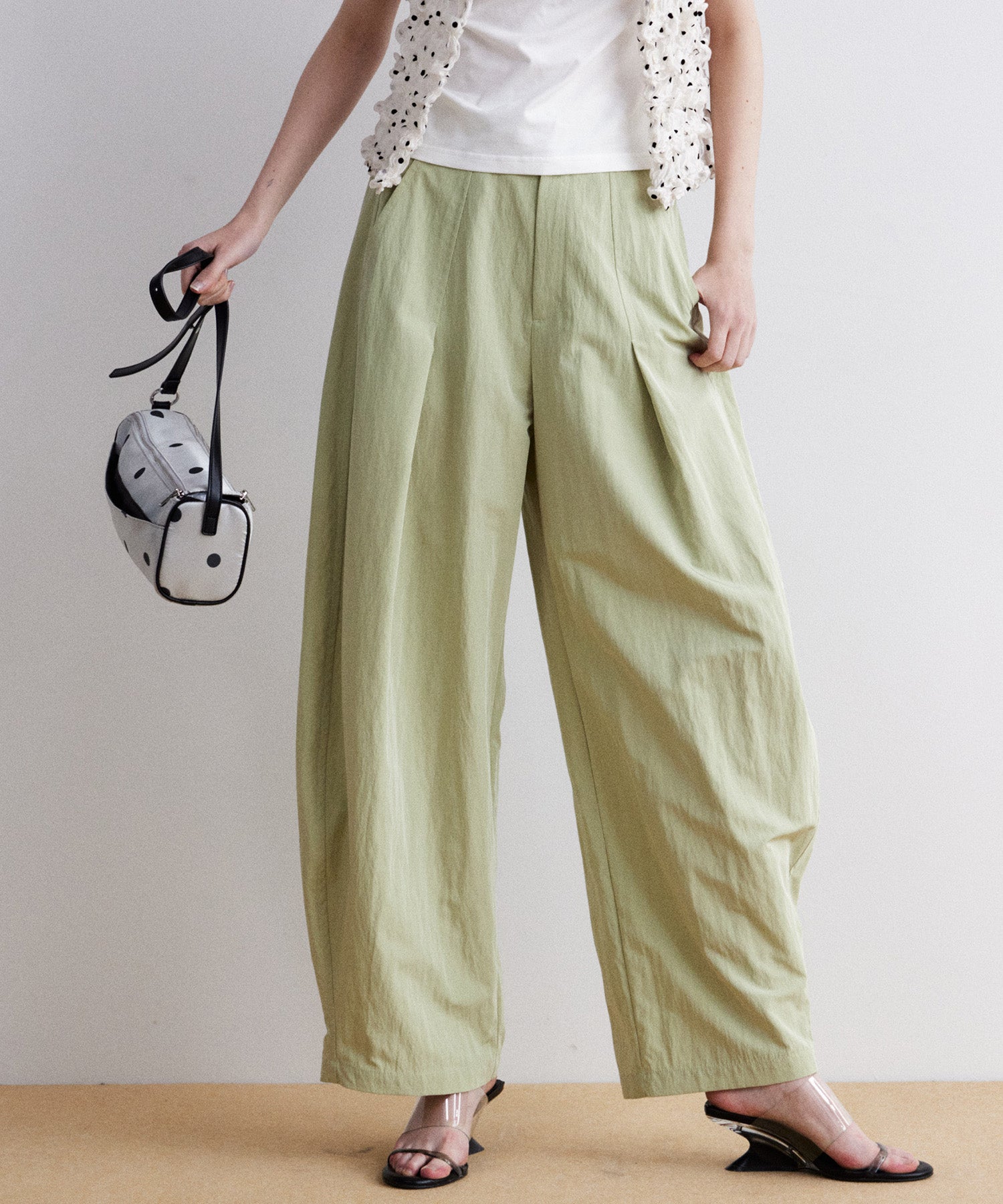 Tuck Cocoon Color Pants