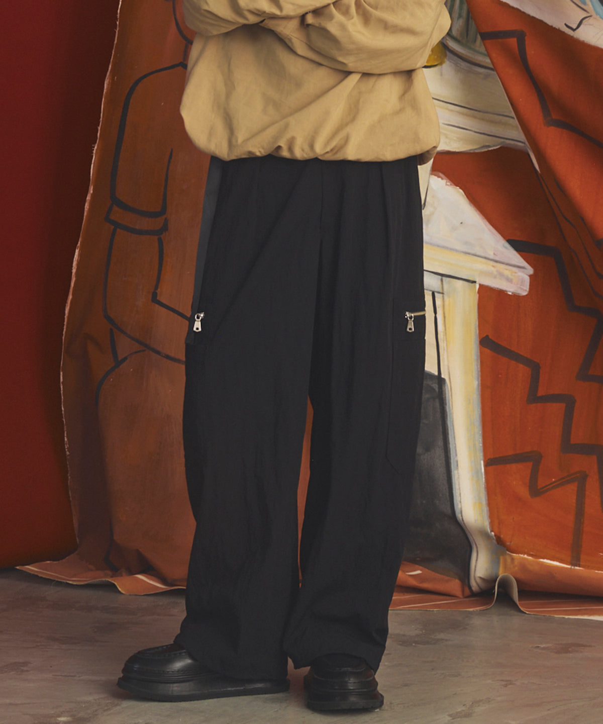 【26AW PRE-ORDER】Banana Curve Silhouette Prime-Wide Cargo Trousers