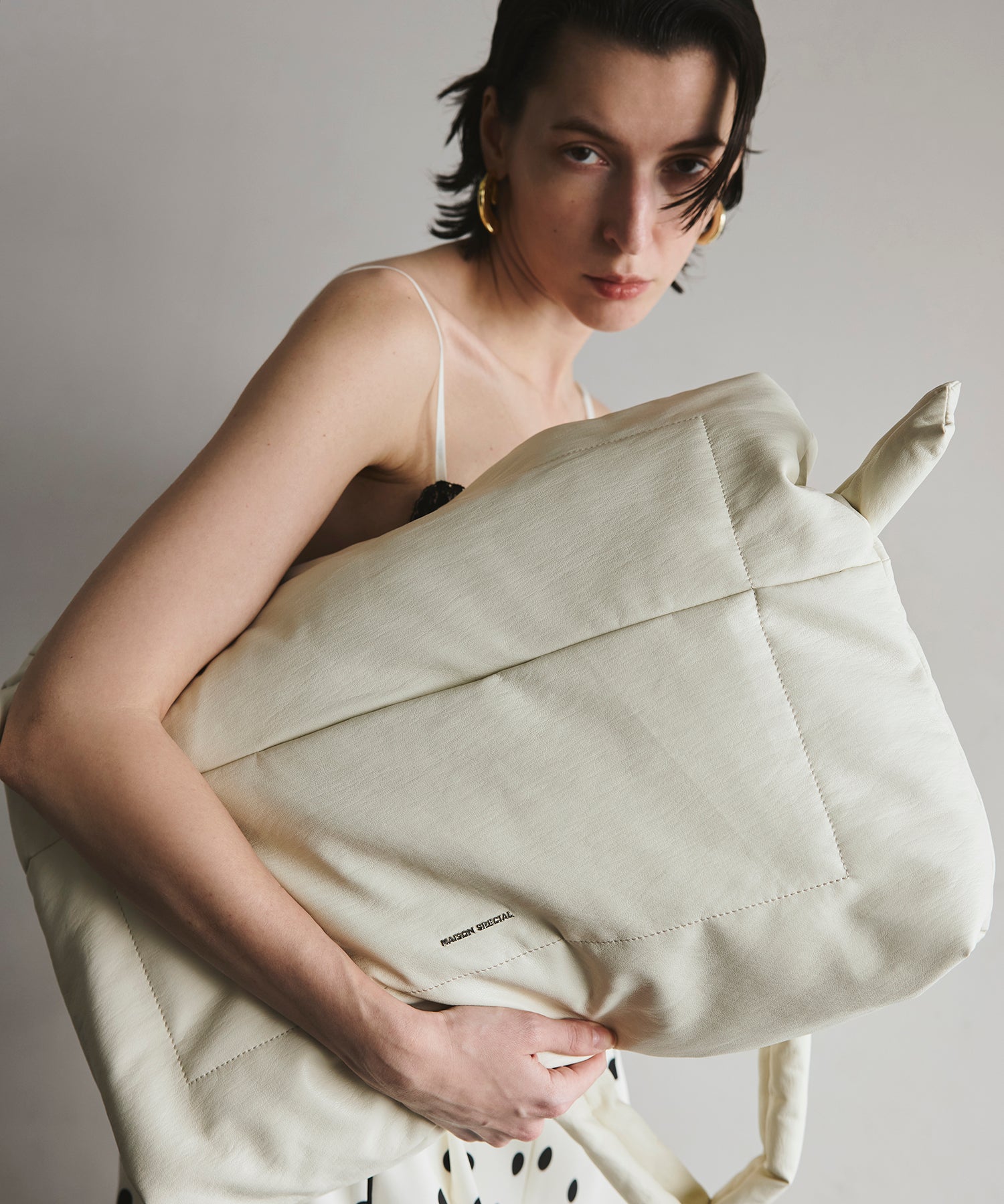 バッグ MAISON SPECIAL Big P illow Vegan Leather Big Pillow Bag