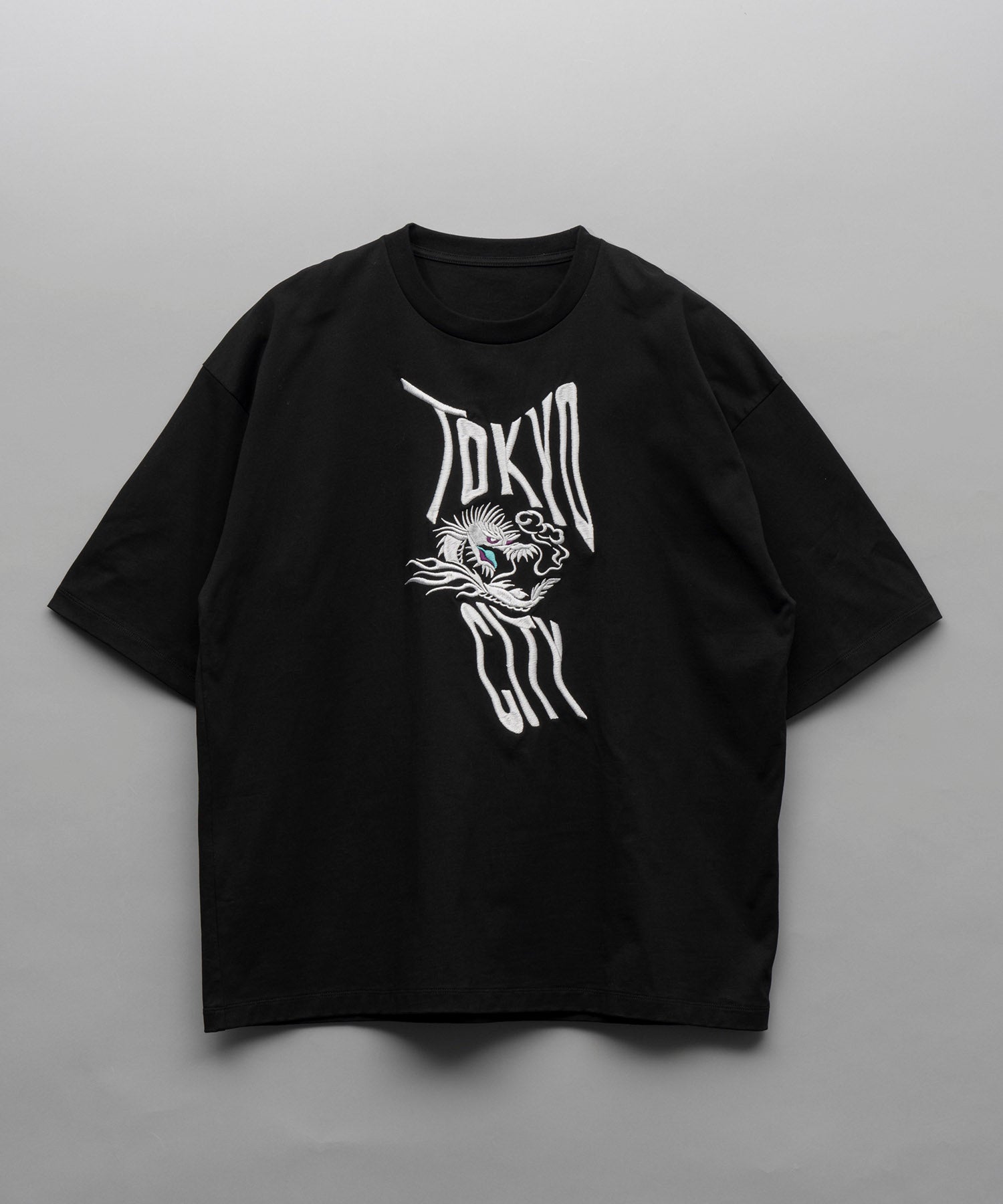 「TOKYO CITY」Dragon Embroidery Prime-Over Crew Neck T-shirt