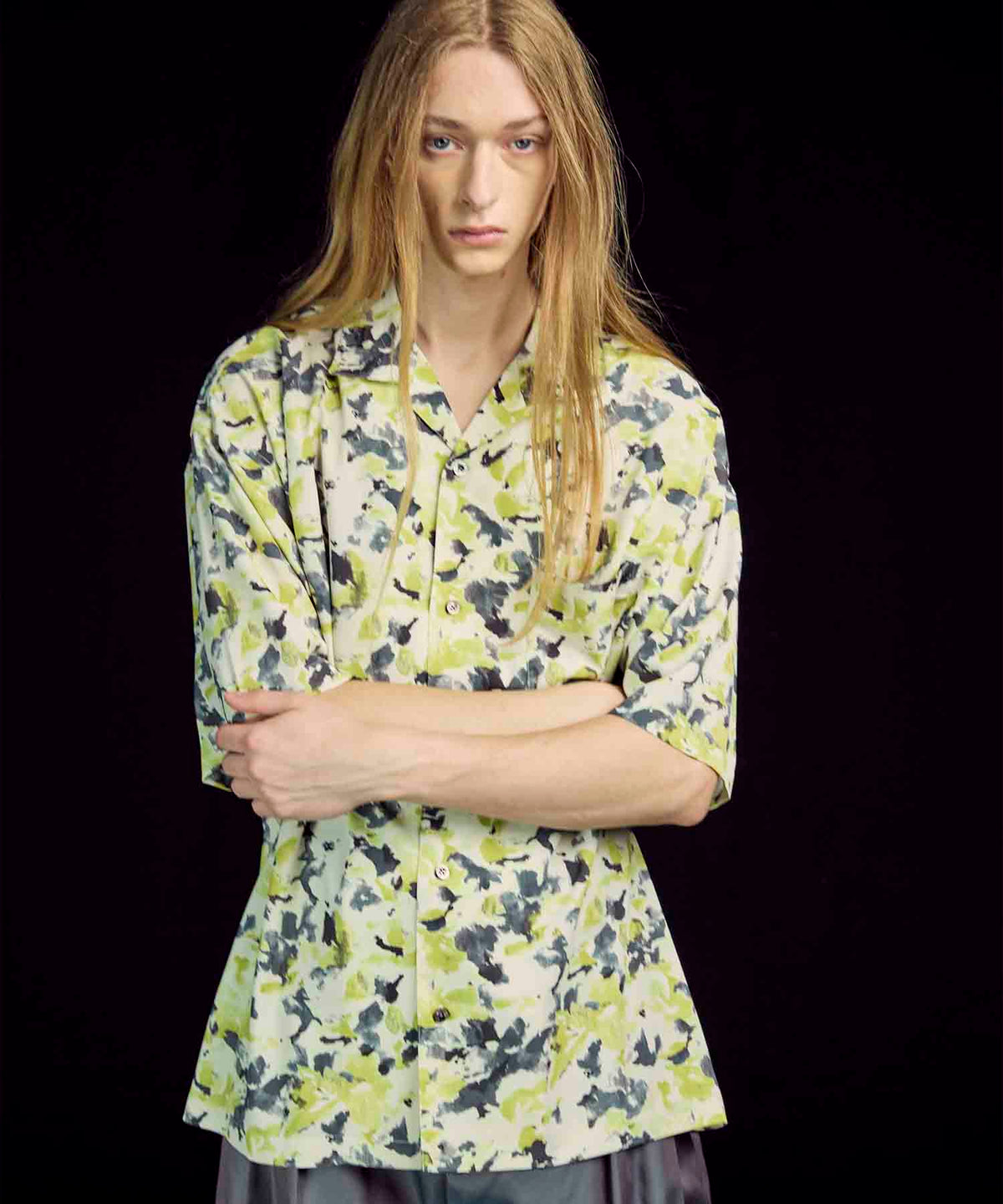 ORIGINAL GRAPHIC Prime-Over Open Collar Short Sleeve Shirt