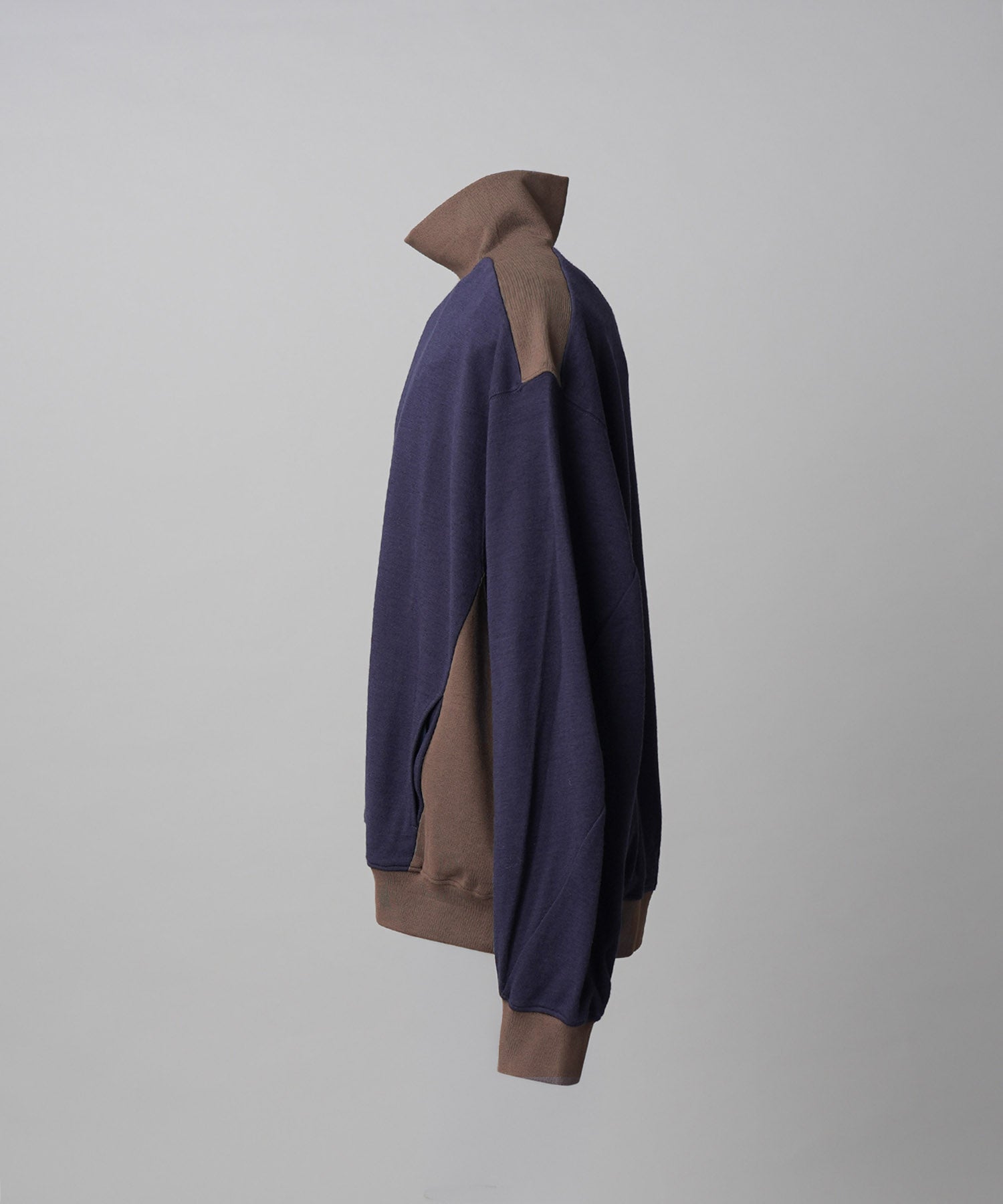 [26AW PRE-ORDER] Cotton Balfa Lace Prime Over Henley Neck Long Sleeve Knit T-shirt
