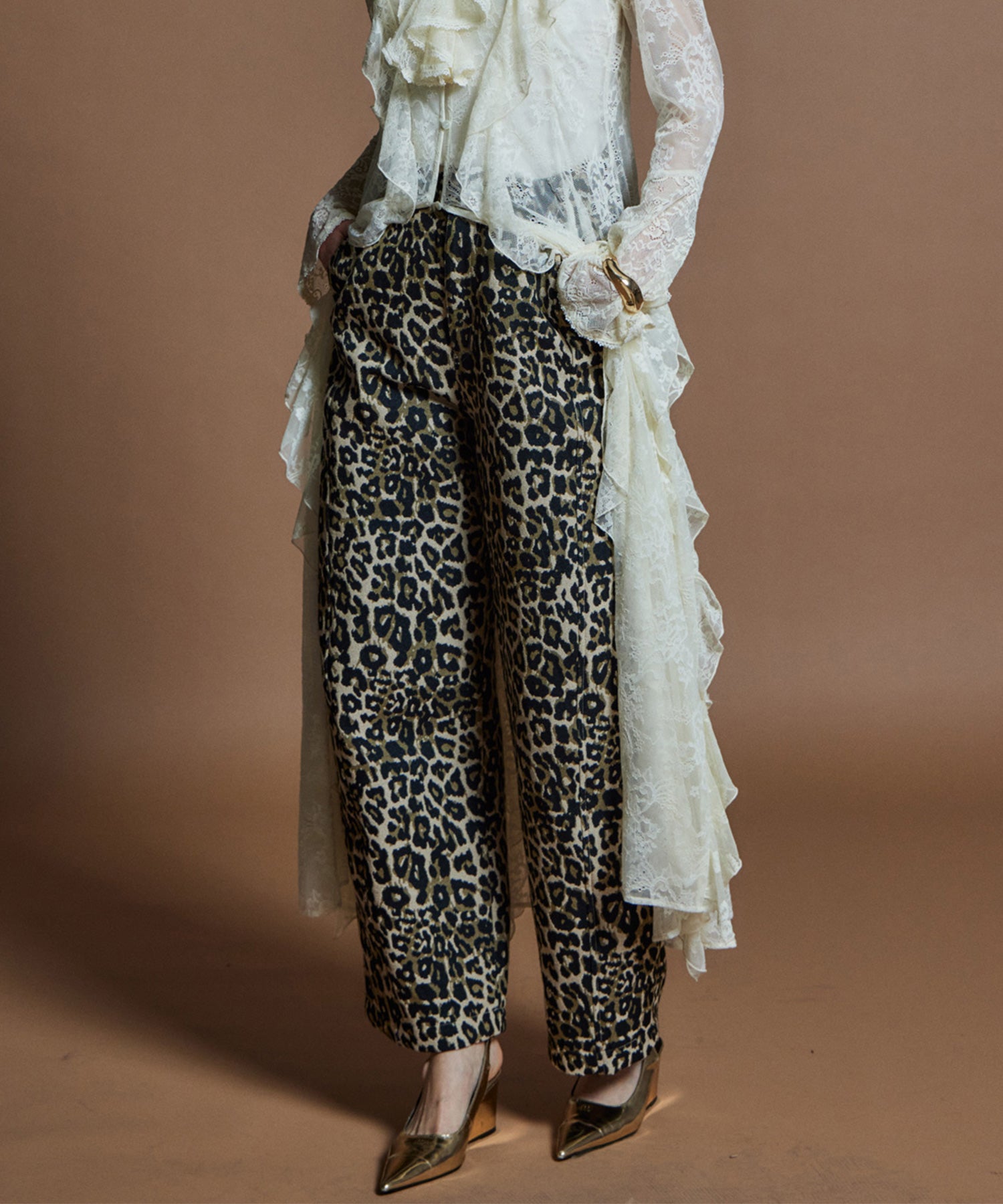 【26WINTER COLLECTION】Multi-Fabric Cocoon Pants