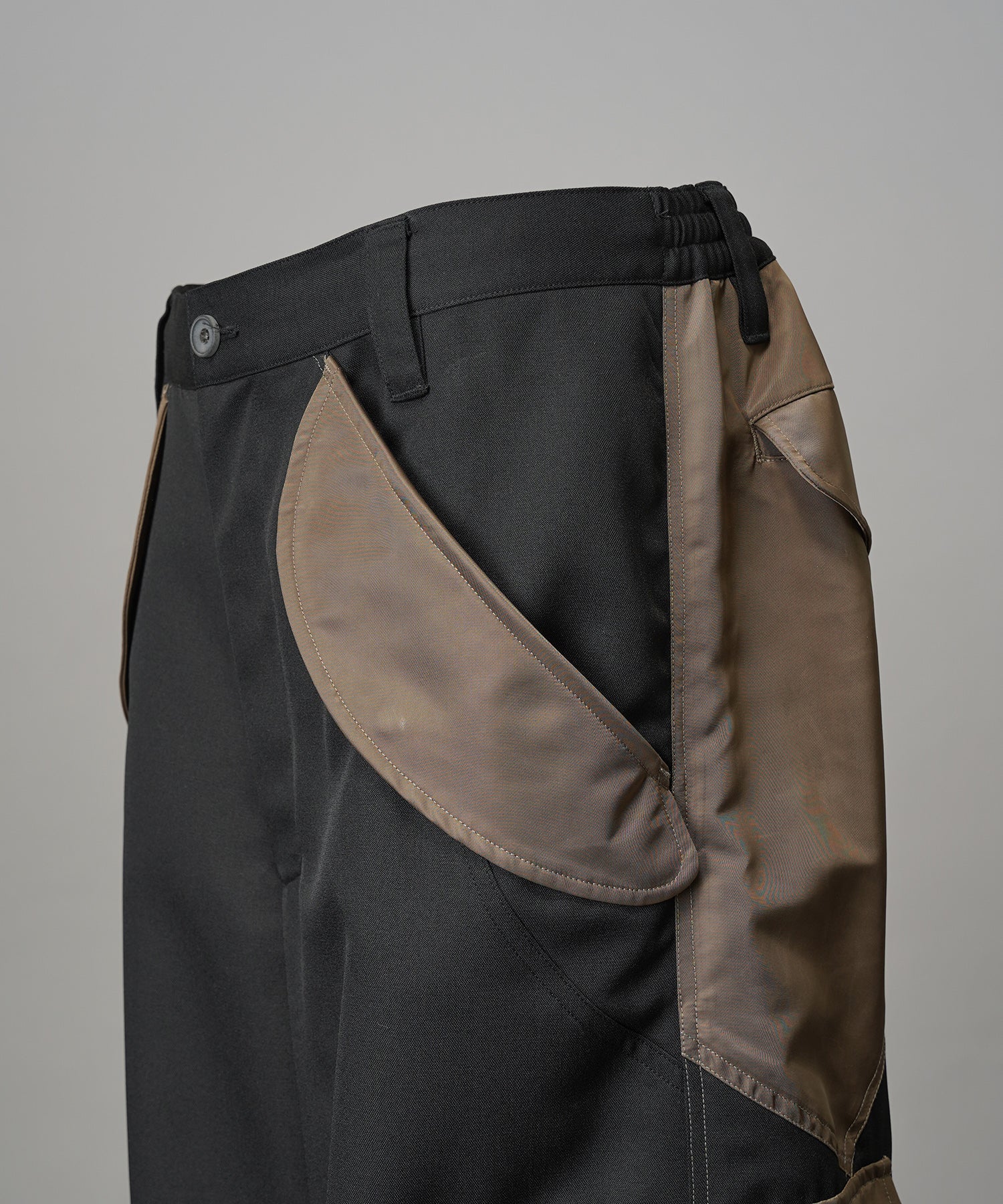 Different Material Docking Prime-Wide Field Pants