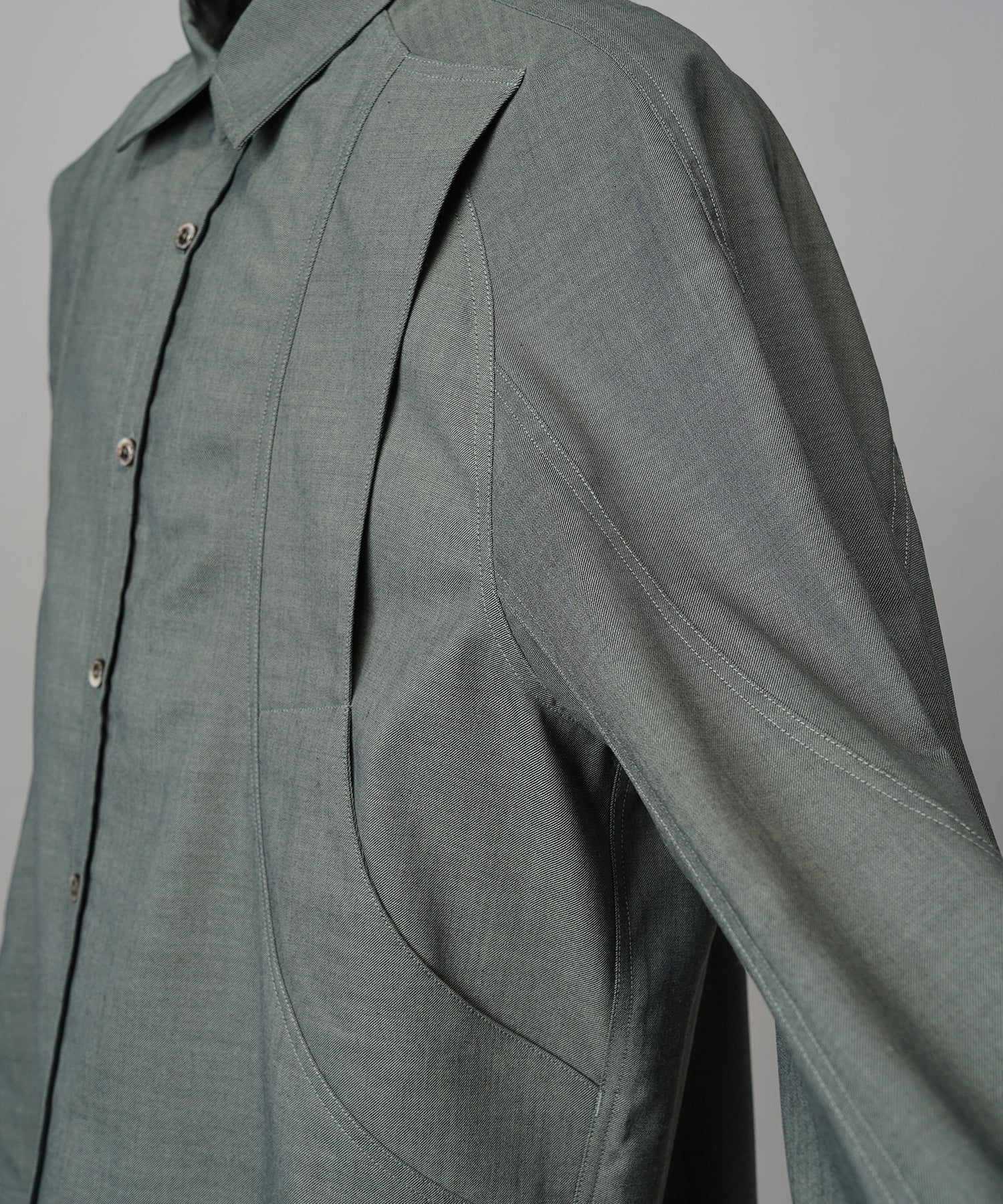 【26SS PRE-ORDER】NISHIKAWA KEORI Prime-Over Wool Curve Shirt