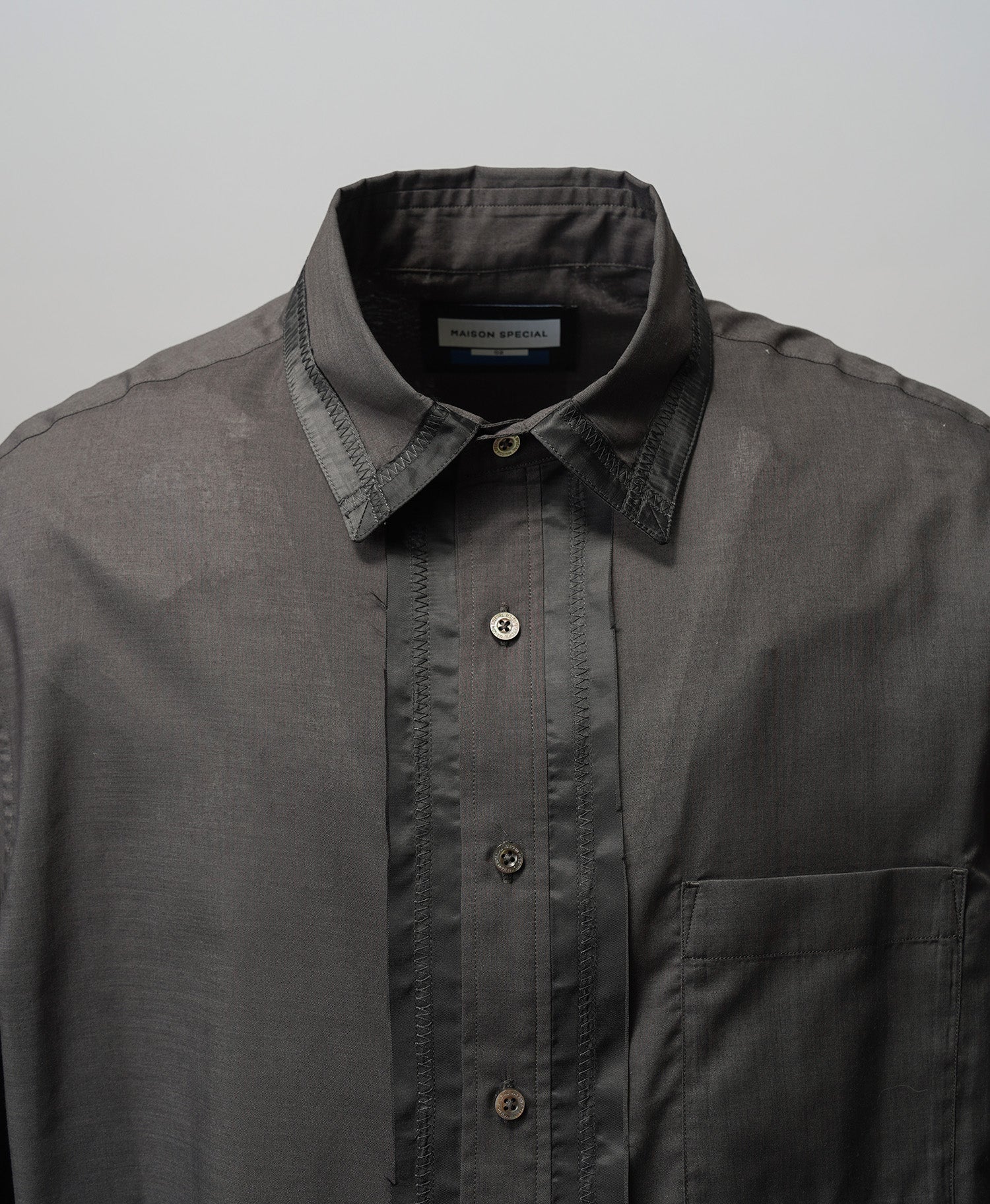 【26ss PRE-ORDER】Deep Front Neck Prime-Over Skipper Shirt