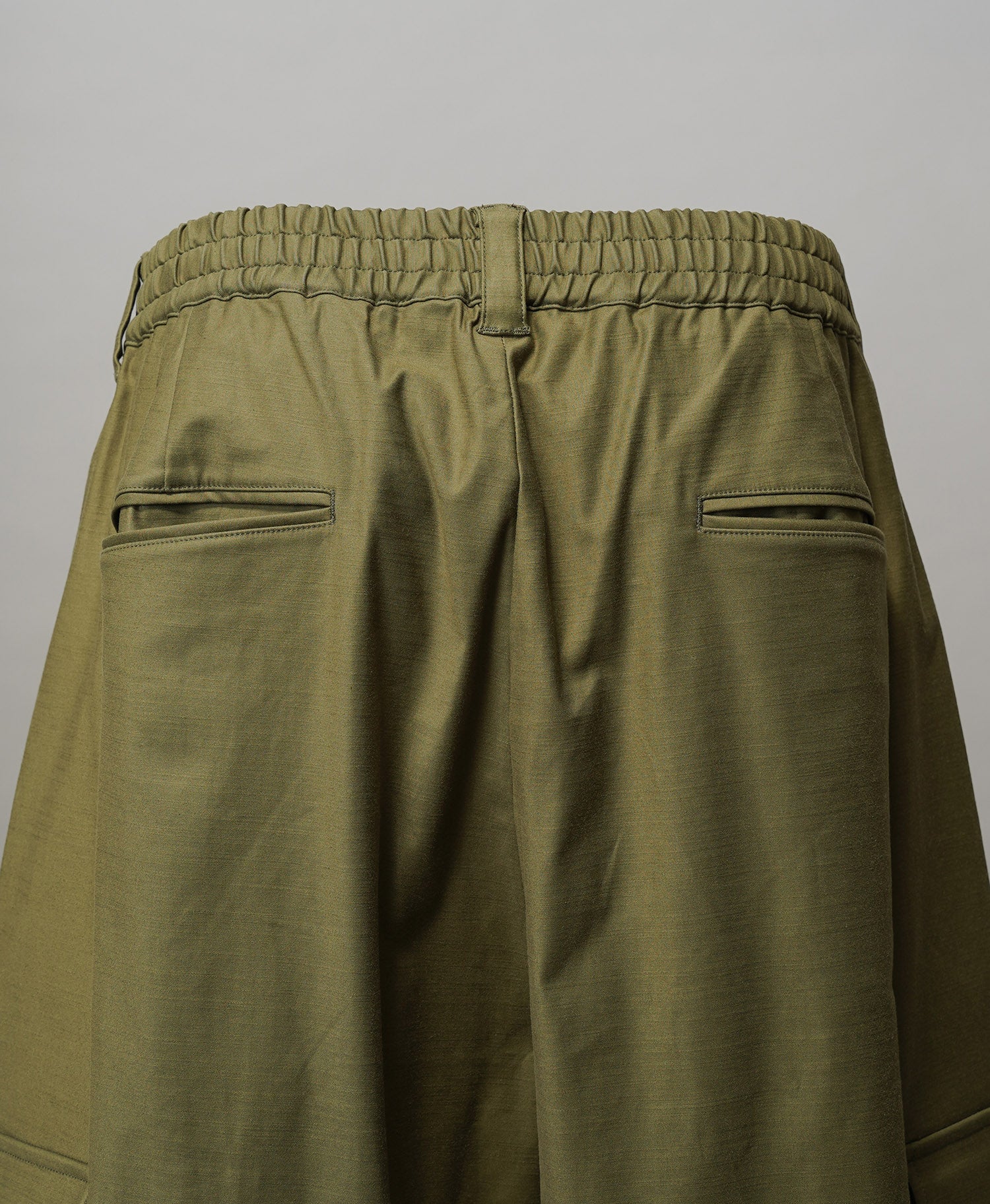 Back Satin Slub Stretch Prime-Wide Cargo Pants