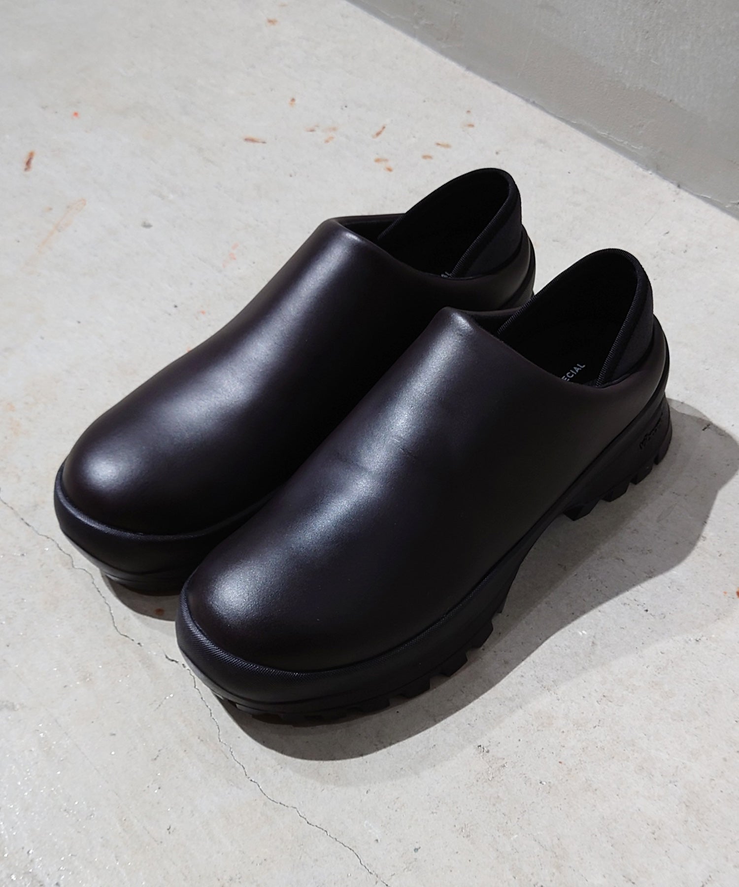 【SPECIAL SHOES FACTORY COLLABORATION】Vibram Sole Slip-Ons Type  Sneaker Made In TOKYO