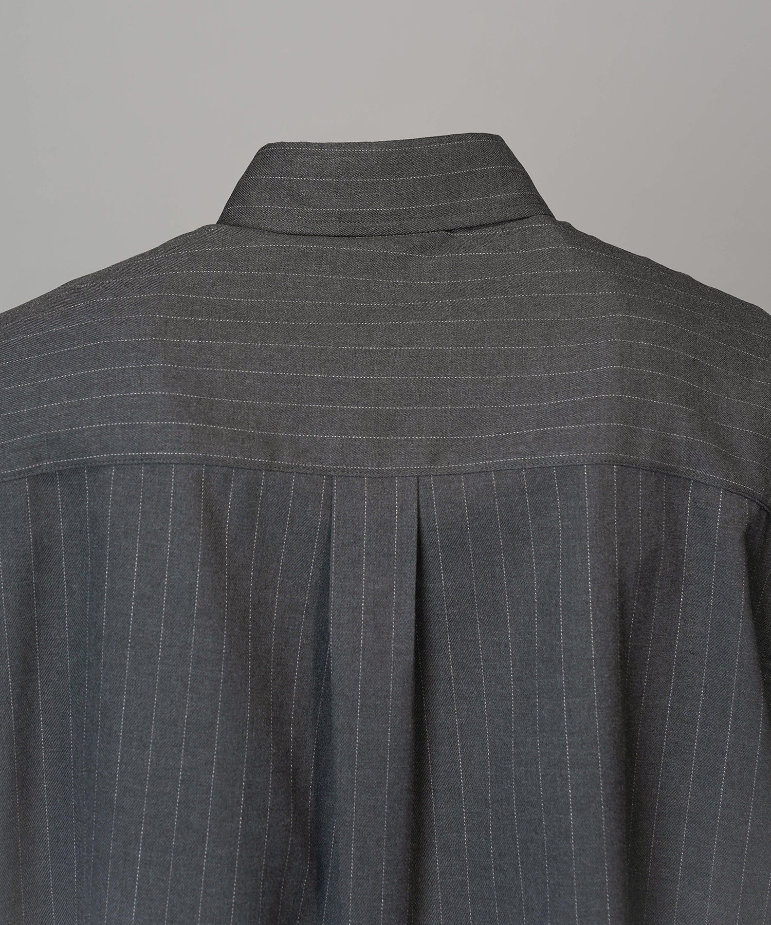 [26SS PRE-ORDER] Airy Striped Gabardine Prime-Over Short-sleeved Shirt
