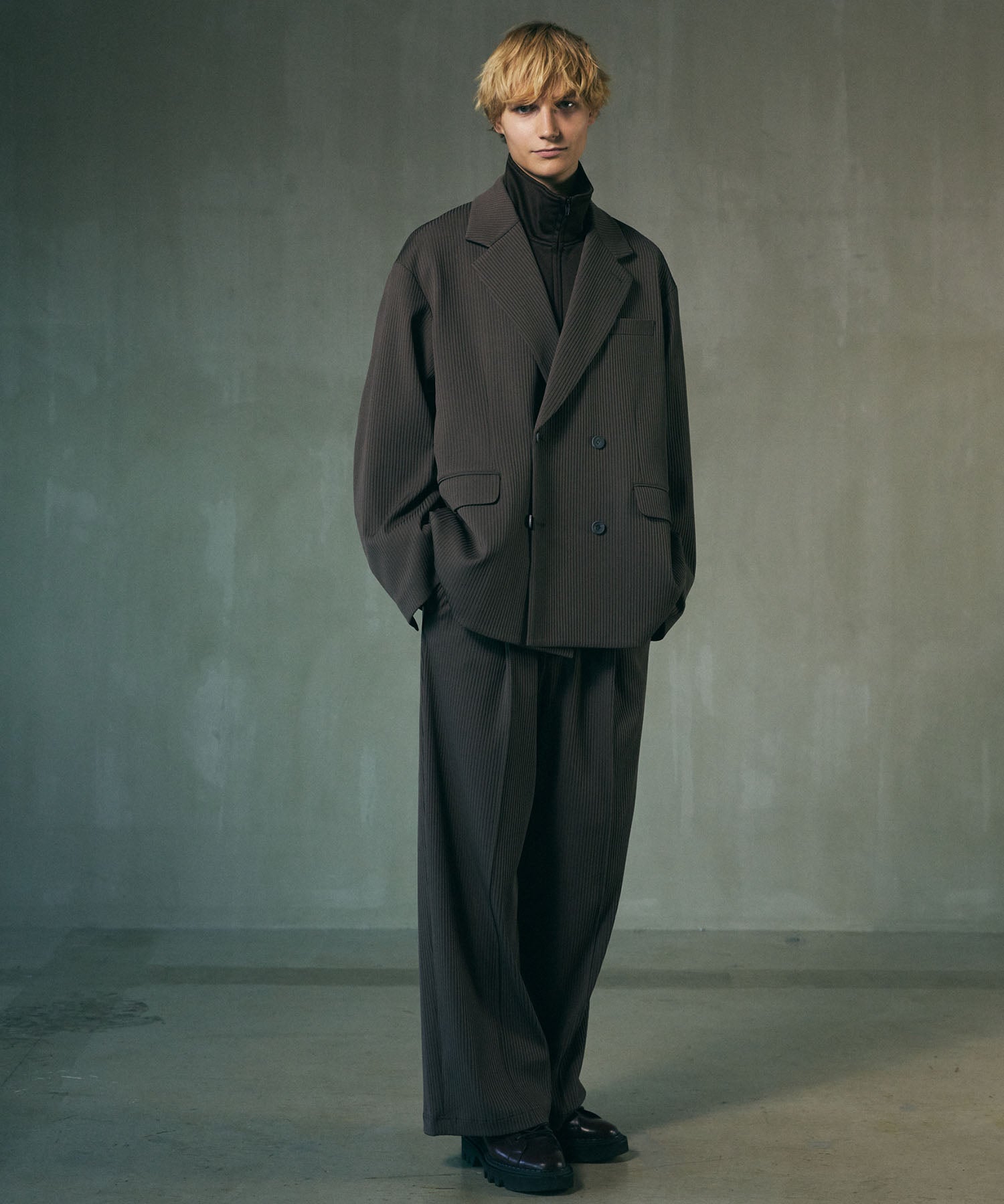 Omega Rib Pin Tuck Wide Pants