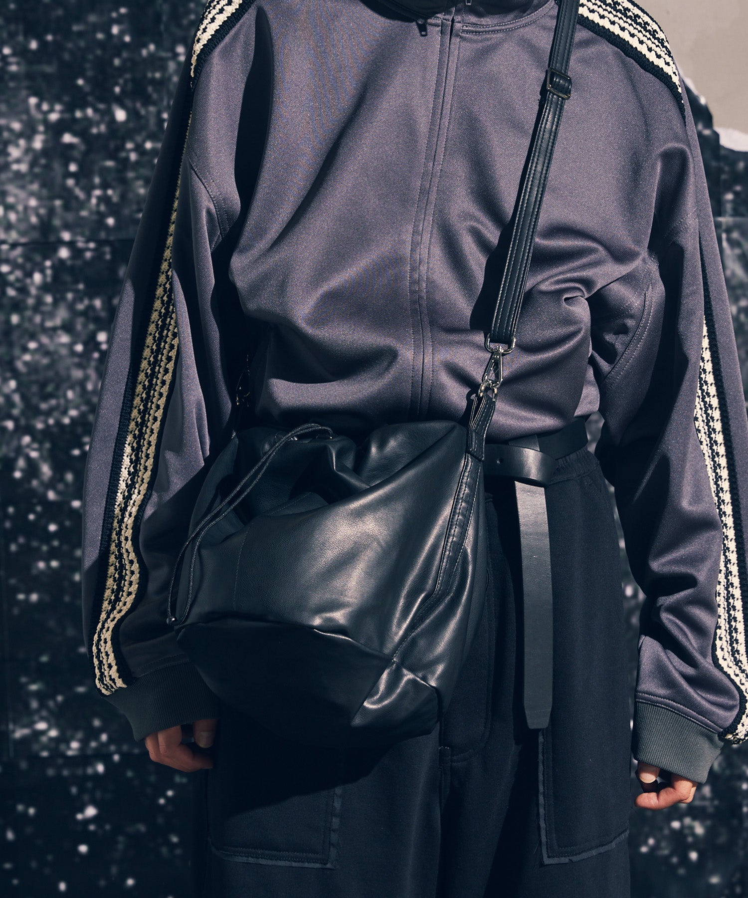 EX】Vegan Leather Effect Shoulder Drawstring Bag