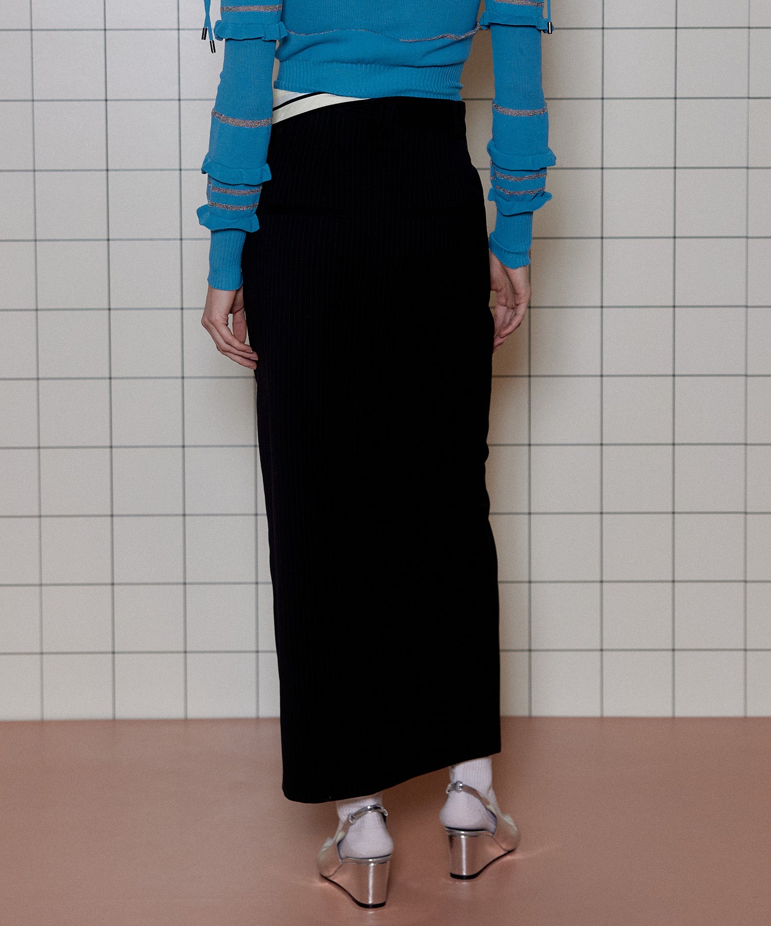 【24SPRING PRE-ORDER】Turnback Waist Tight Maxi Skirt