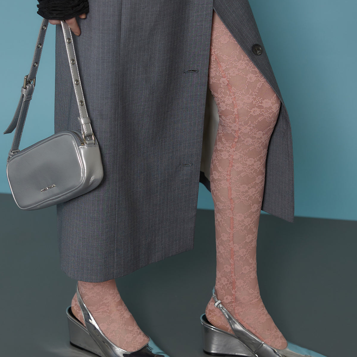 231125_ms1352_1200x1200_crop_c