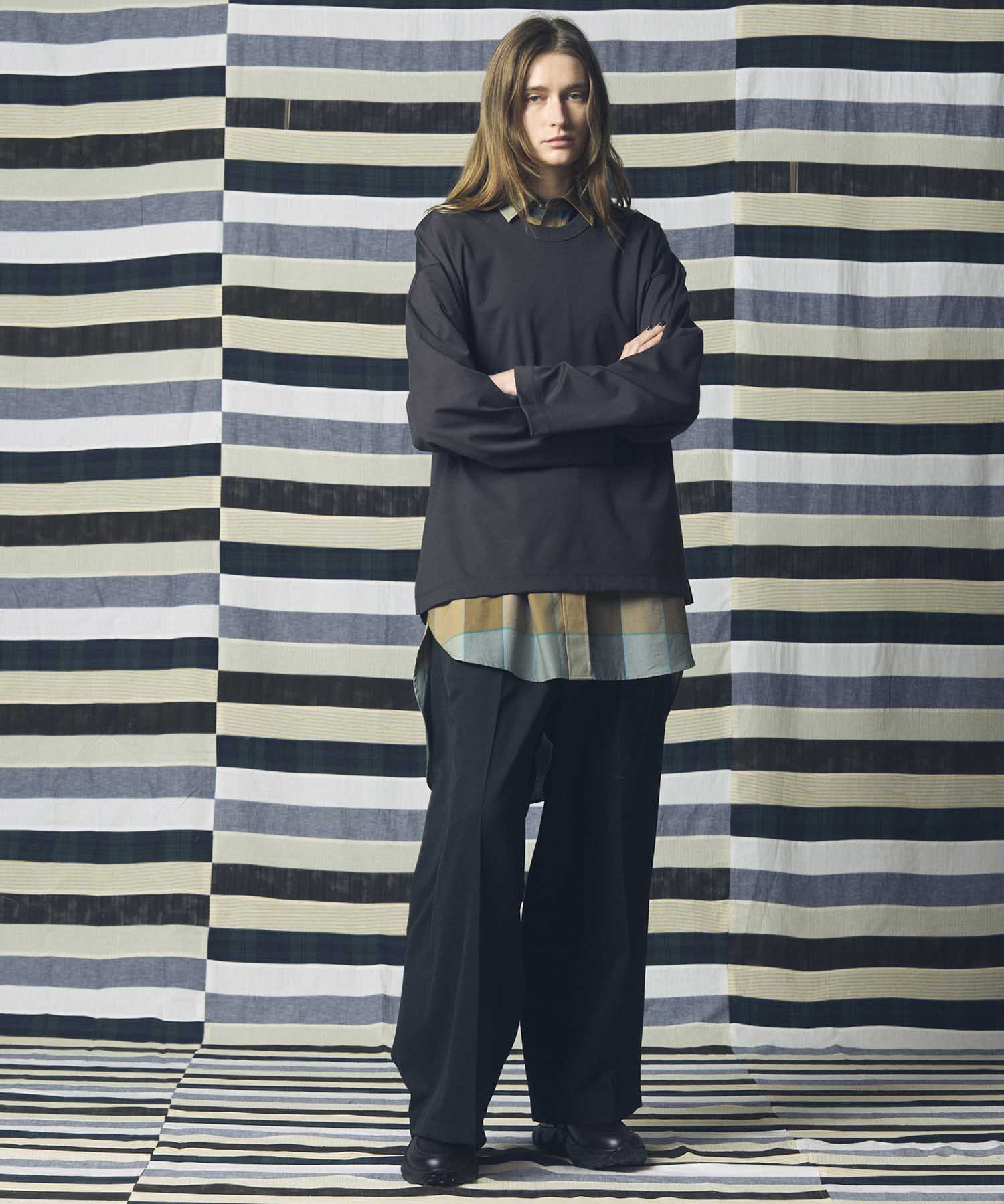 【PRE-ORDER】Wool Mix Continuous Tow-Tuck Wide Pants