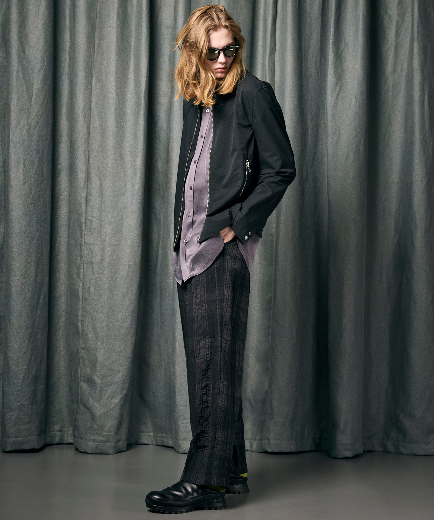 【LIMITED EDITION】One-Tuck Wide Pants