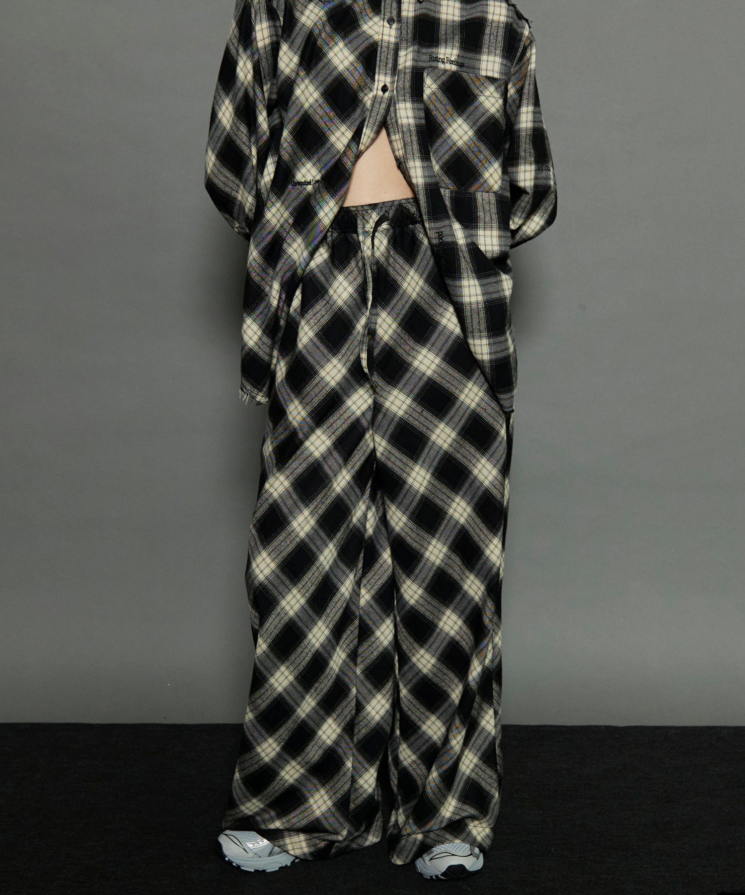 [24Autumn PRE-ORDER] Random Checkered Easy Wide Pants