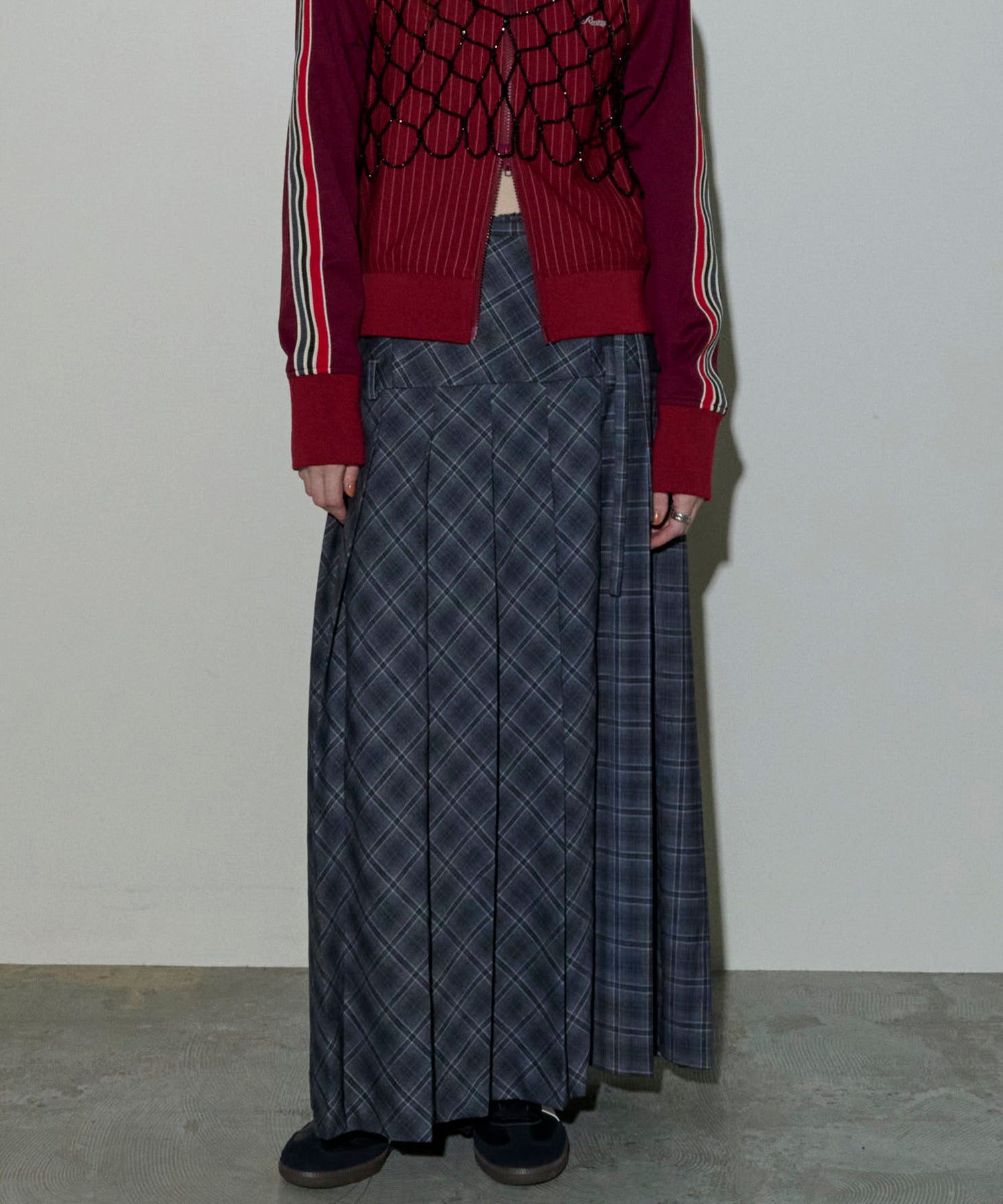 【24AUTUMN PRE-ORDER】Low Waist Maxi Pleated Skirt