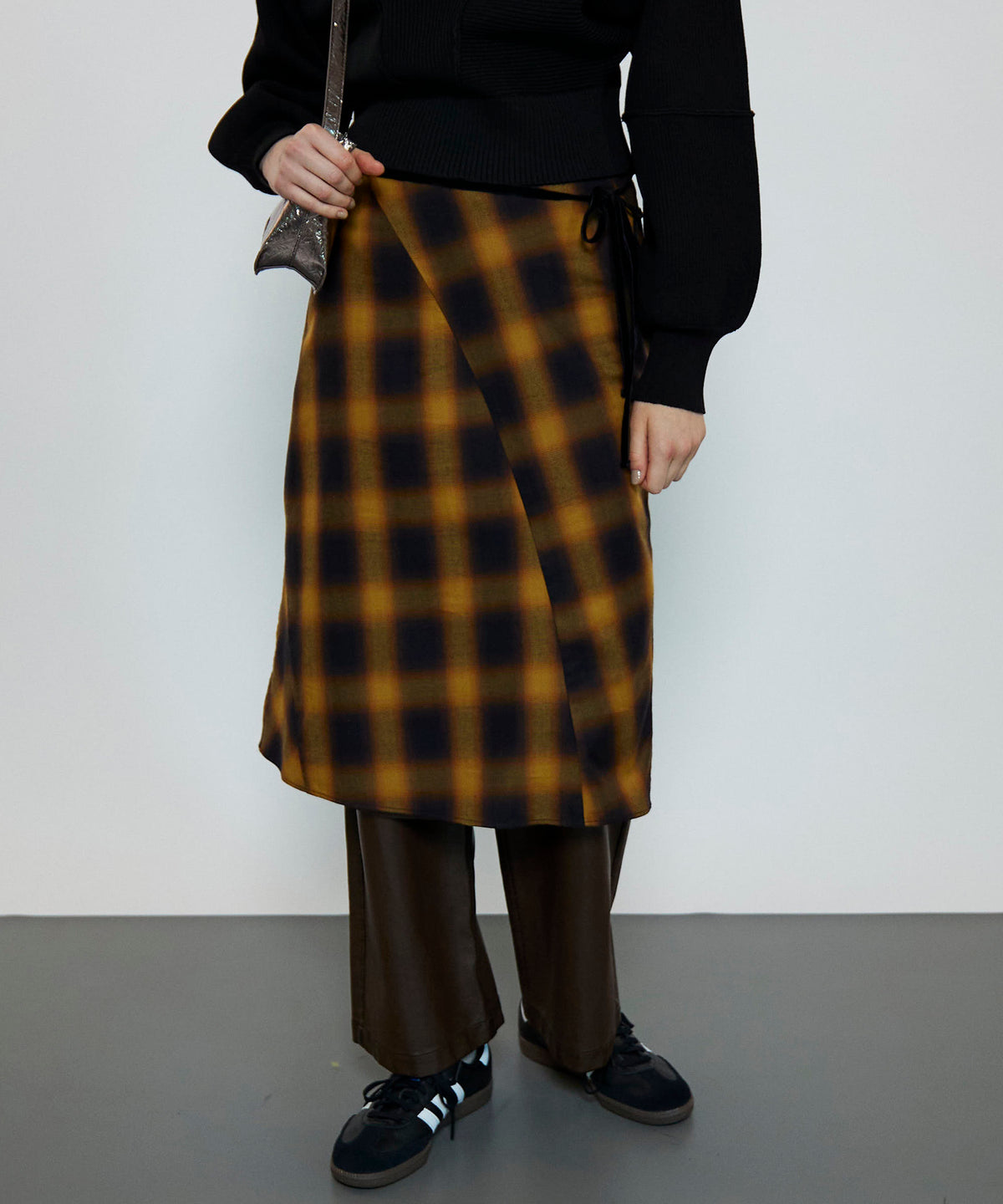 CHECKERED BIAS SEAM MIDI SKIRT