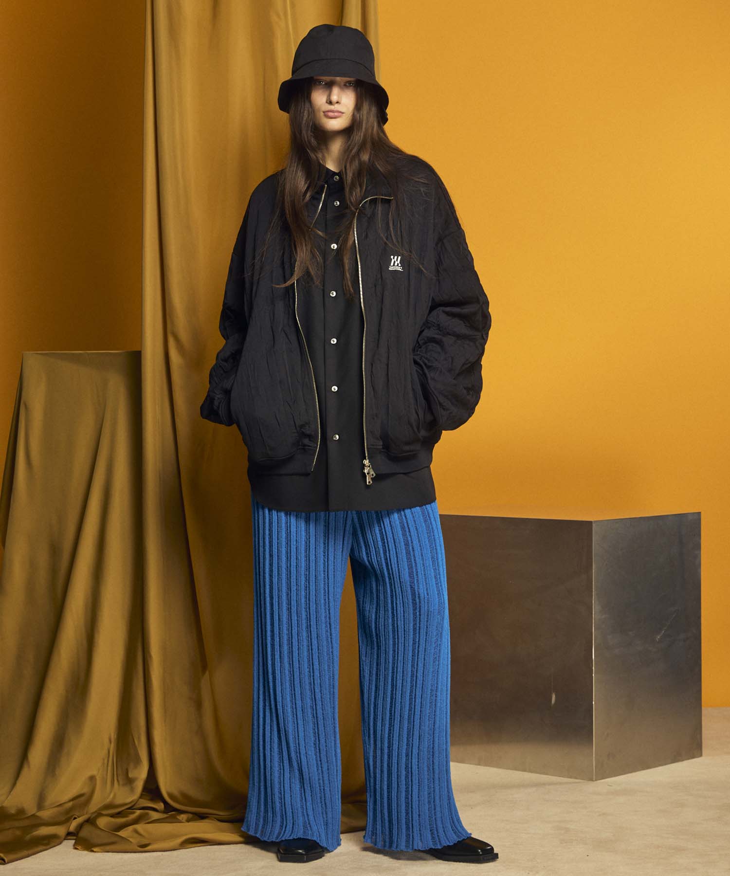 [24AW Pre-Order] CHAMBRAY WOOL PRIME-WIDE THREE-DIMENSIONAL CUTTING PANTS