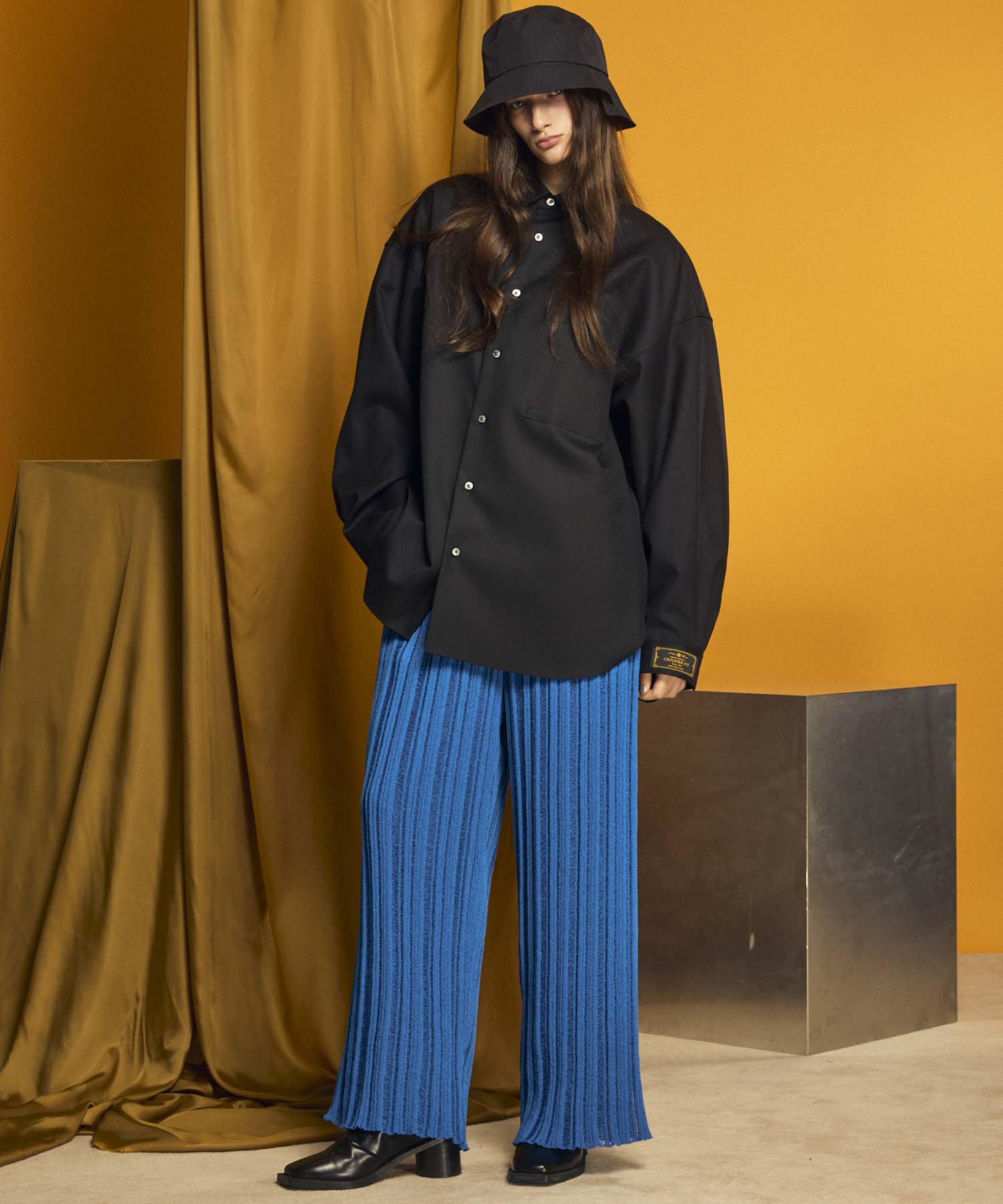 [24AW Pre-Order] CHAMBRAY WOOL PRIME-WIDE THREE-DIMENSIONAL CUTTING PANTS