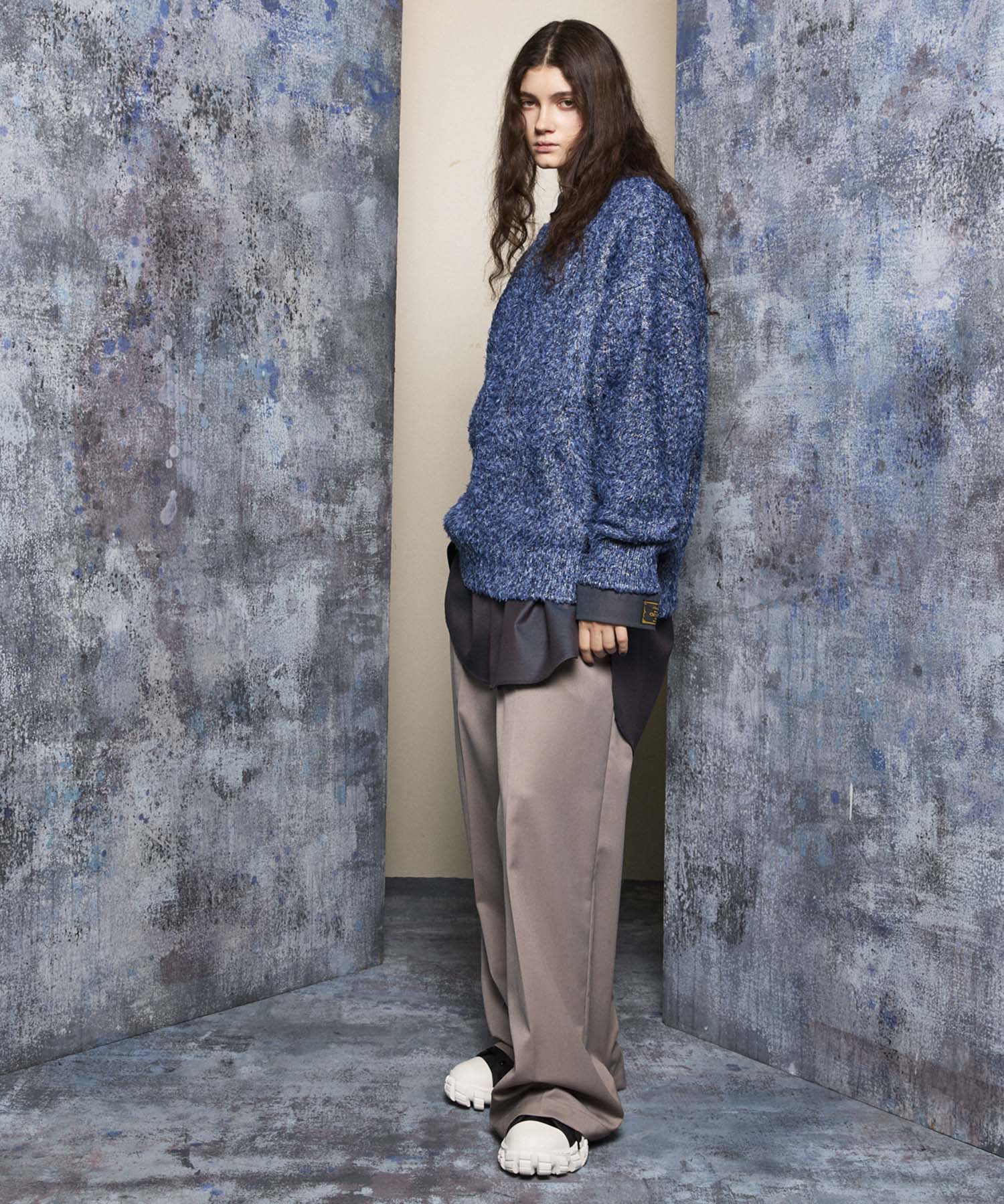 Wool Mix Continuous Town-Tuck Wide Pants