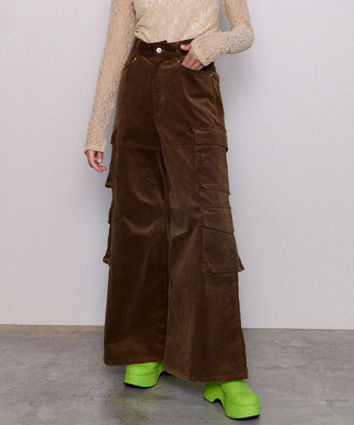 [24Autumn PRE-ORDER] CORDUROY CARGO PANTS