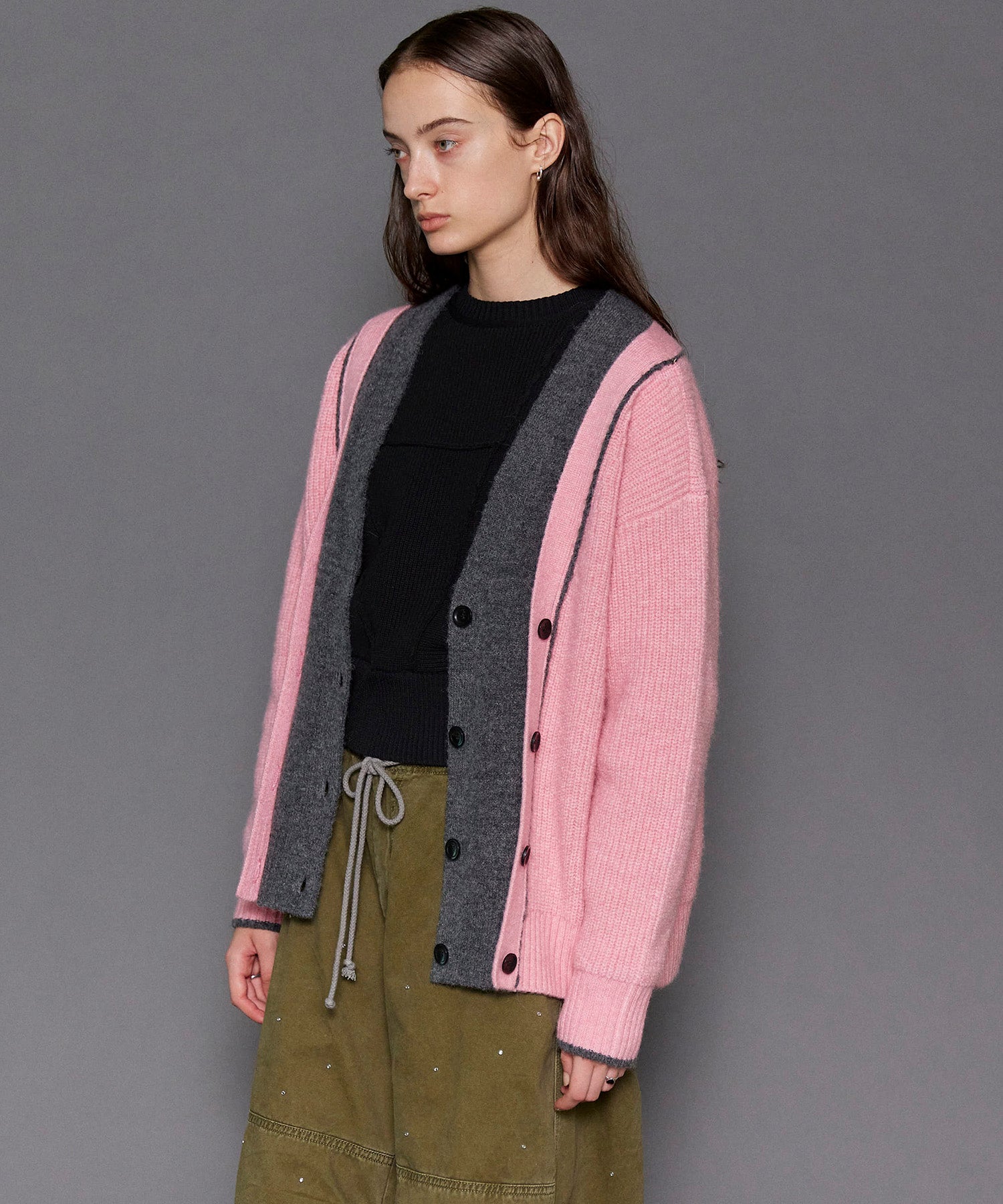 [24winter Pre-Order] Double Color Layered Knit Cardigan