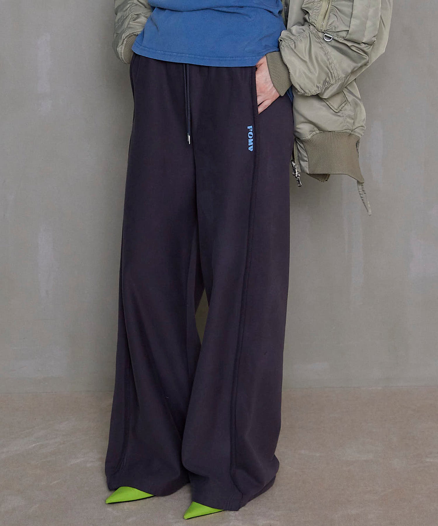 【PRE-ORDER】FOAM Printing Sweatpants