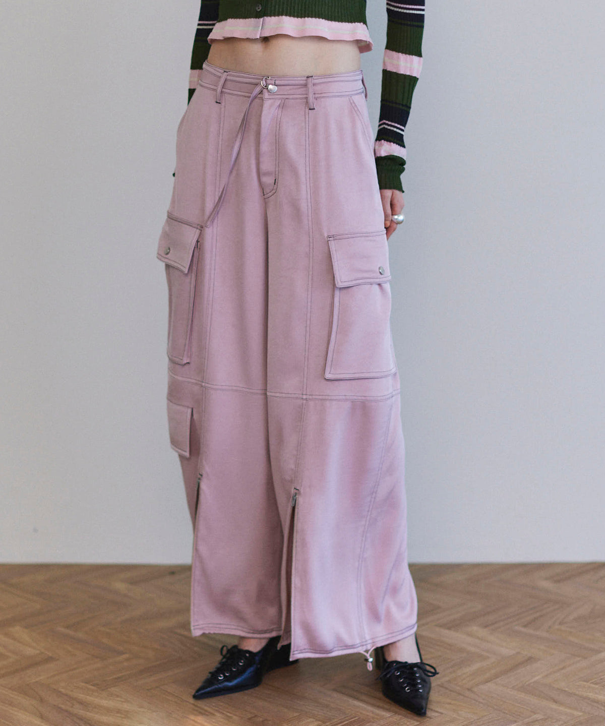 【25SPRING PRE-ORDER】Zip Design Satin Cargo Pants