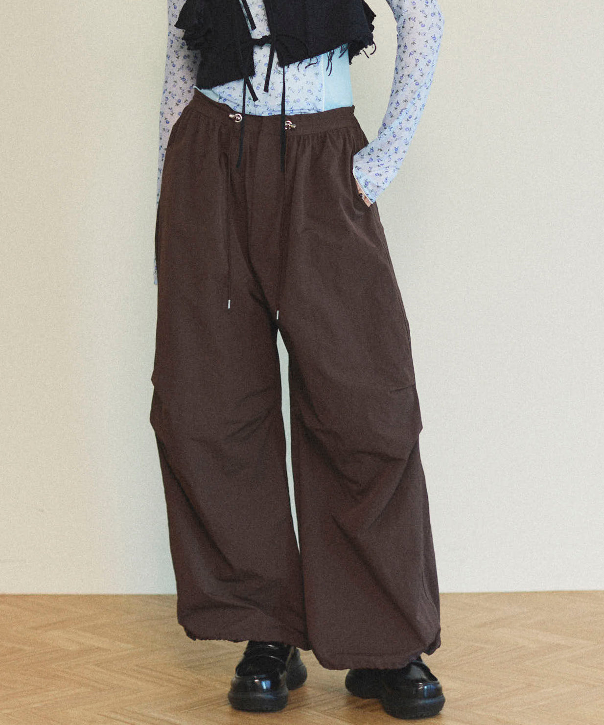 【25SPRING PRE-ORDER】Color Piping Parachute Pants