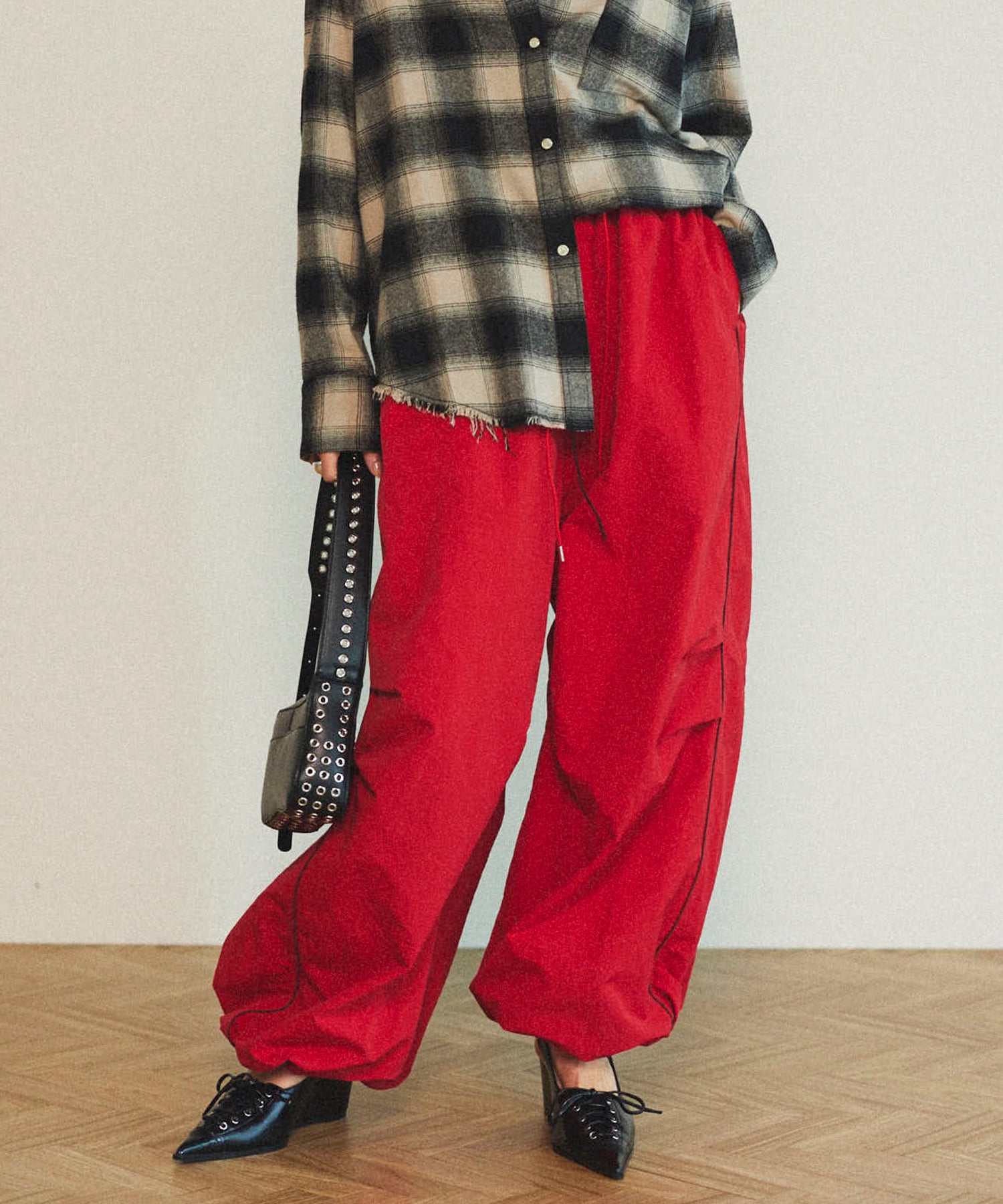 【25SPRING PRE-ORDER】Color Piping Parachute Pants