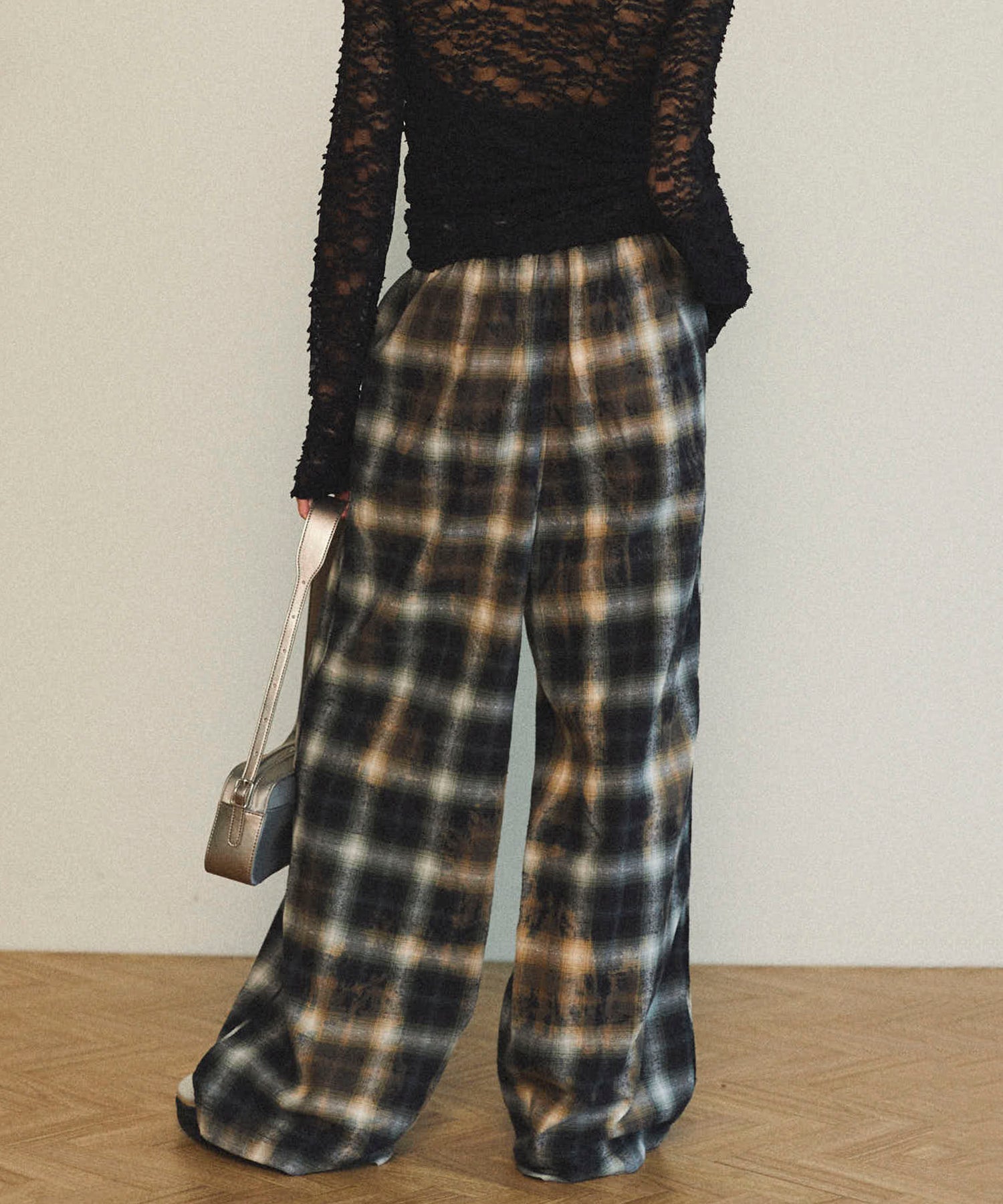 【25SPRING PRE-ORDER】Bleach Plaid Pattern Easy Pants