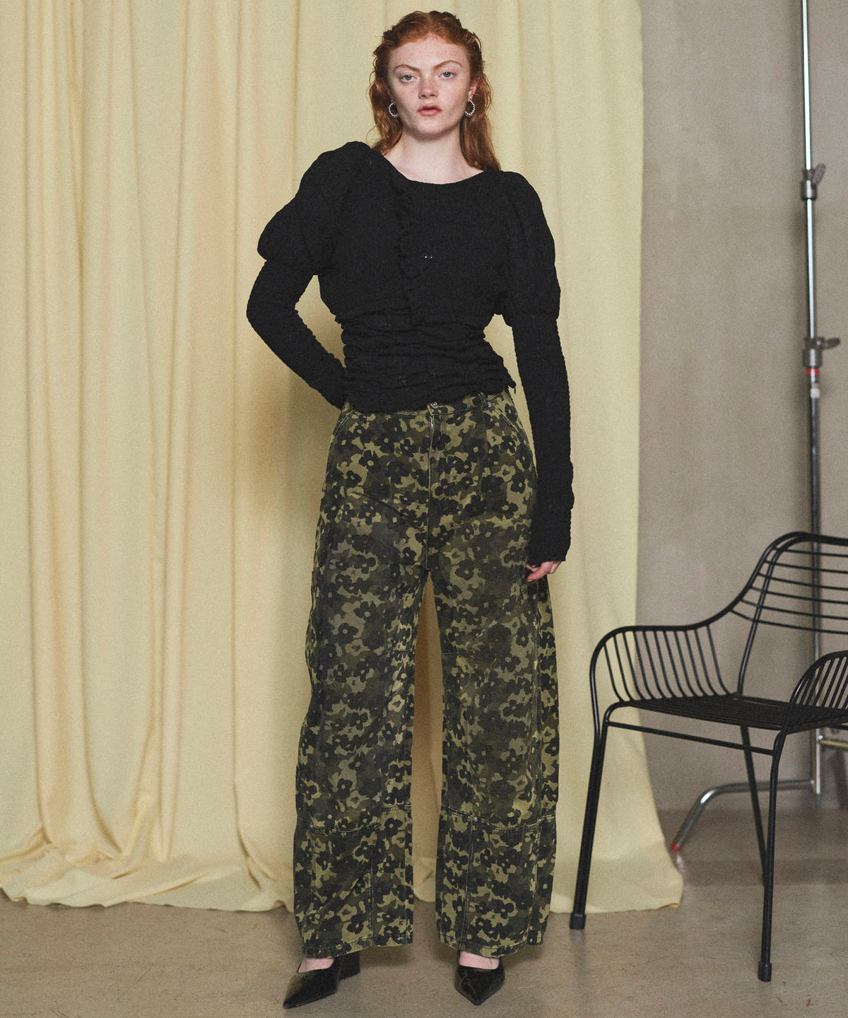 【25SPRING PRE-ORDER】Flower Camouflage Curve Pants